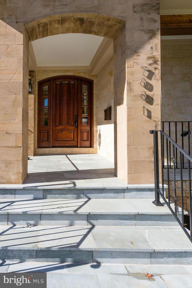 BROYHILL LANGLEY ESTATES - Residential