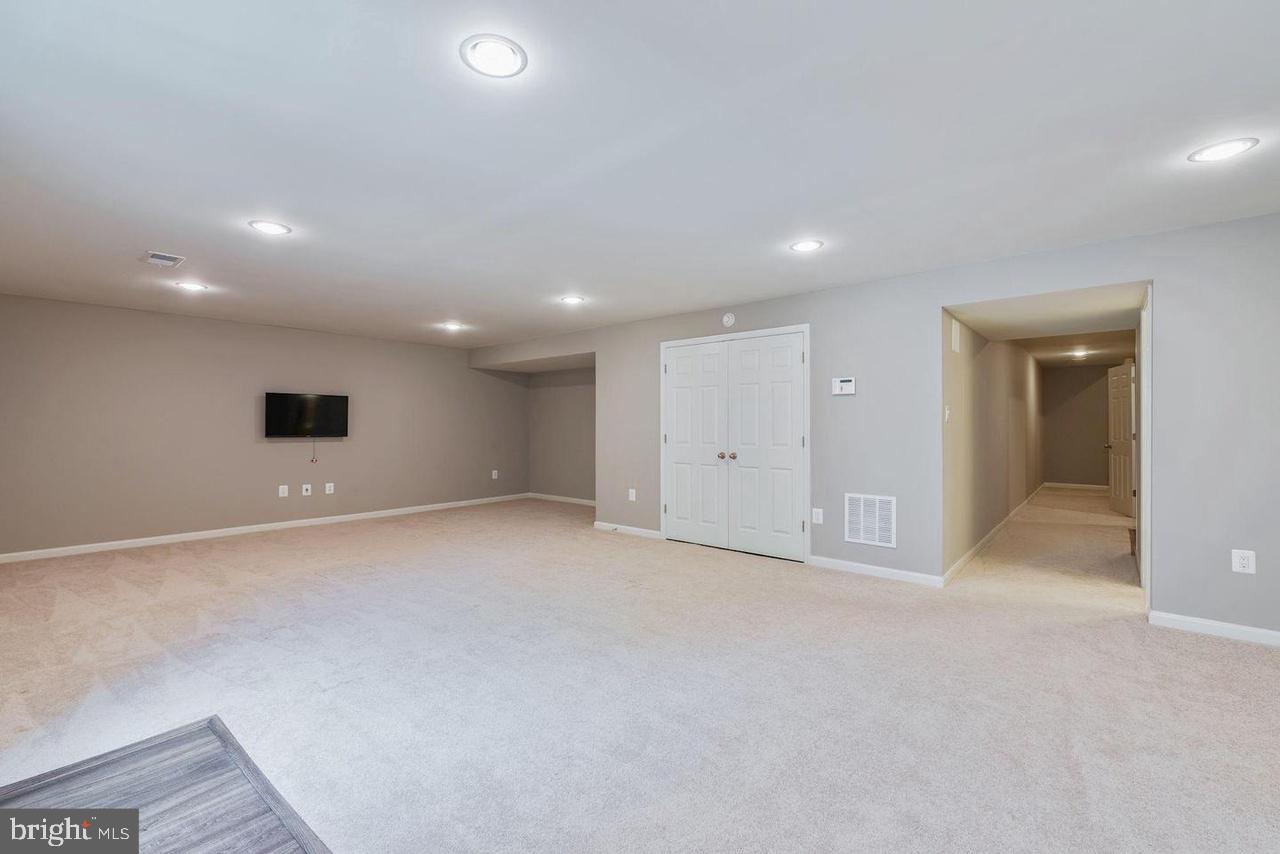 BELMONT ESTATES - Residential