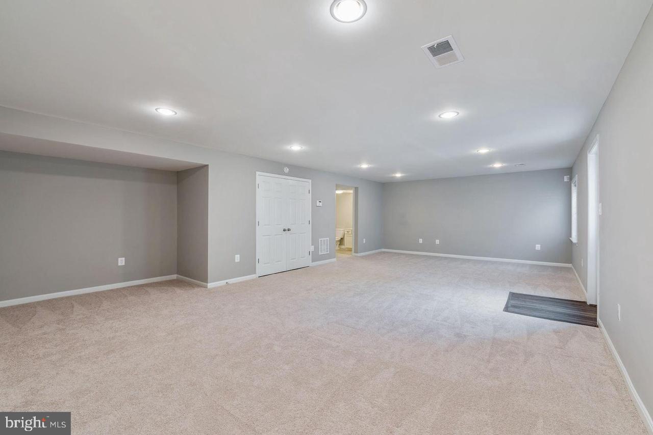 BELMONT ESTATES - Residential