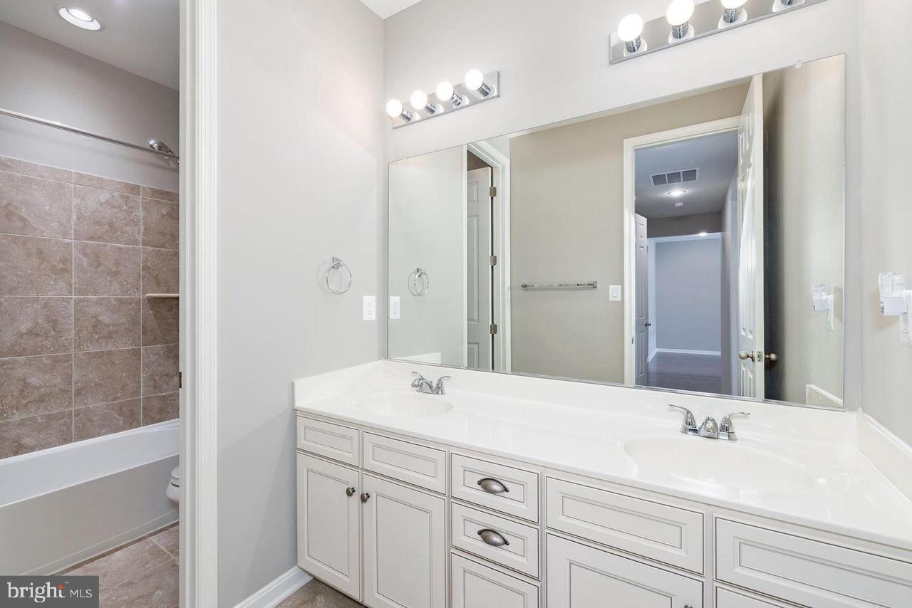 BELMONT ESTATES - Residential