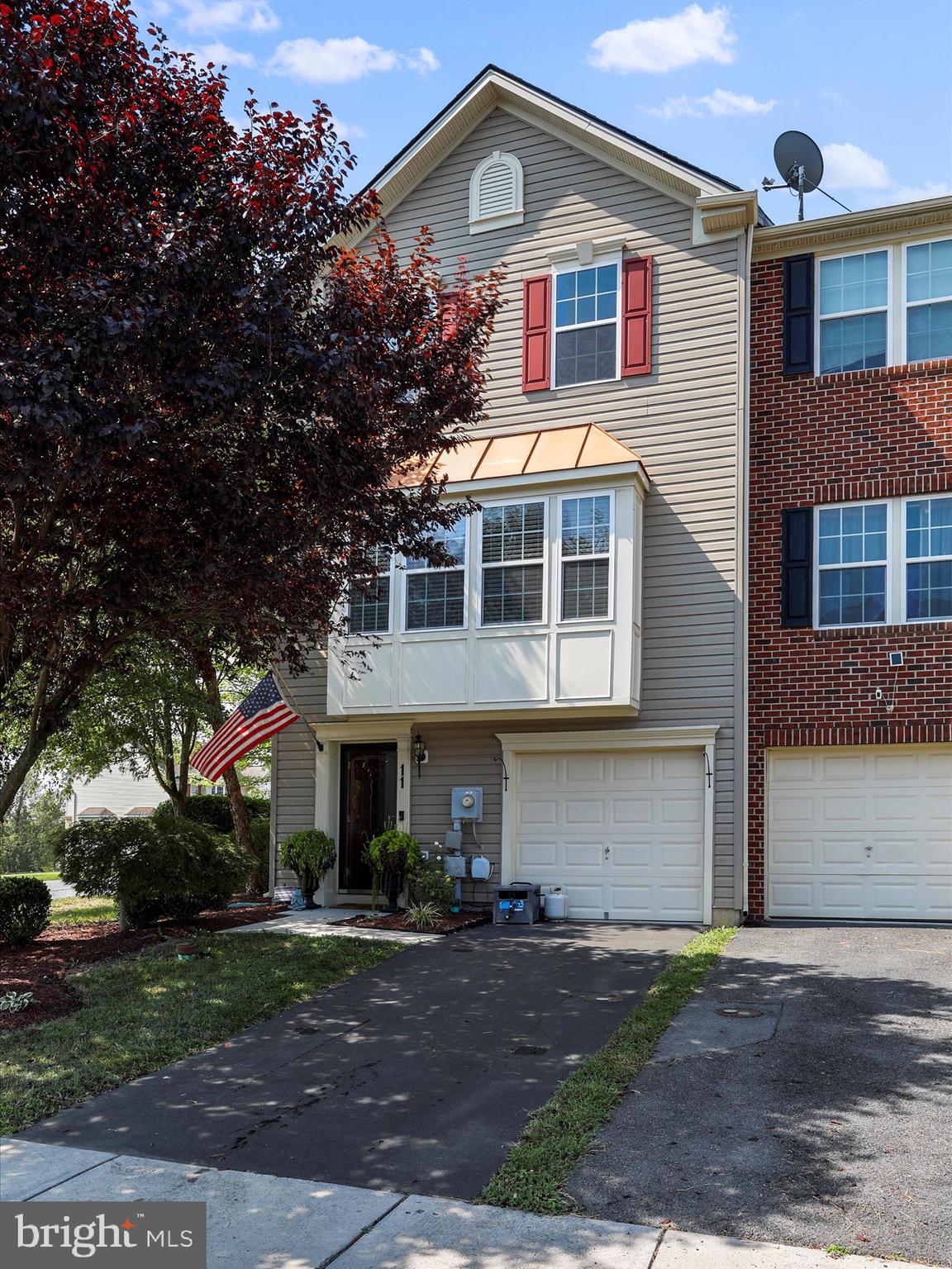 BROOKFIELD - Residential