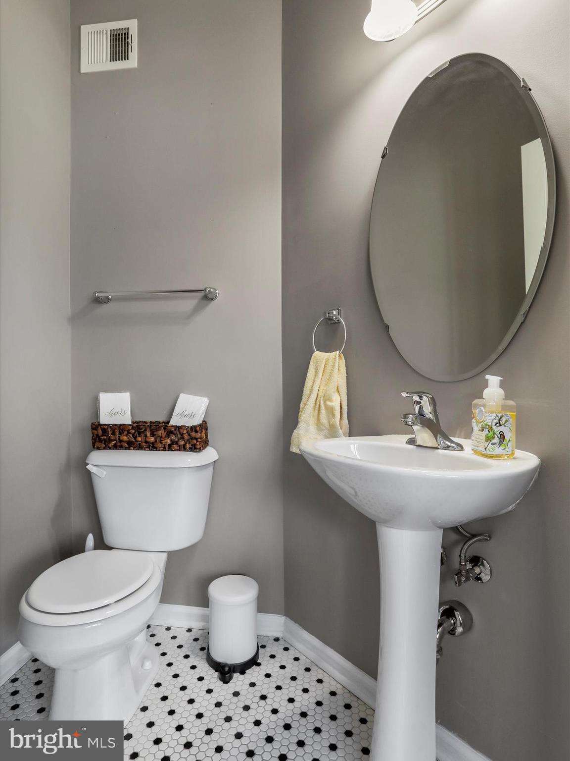 BROOKFIELD - Residential