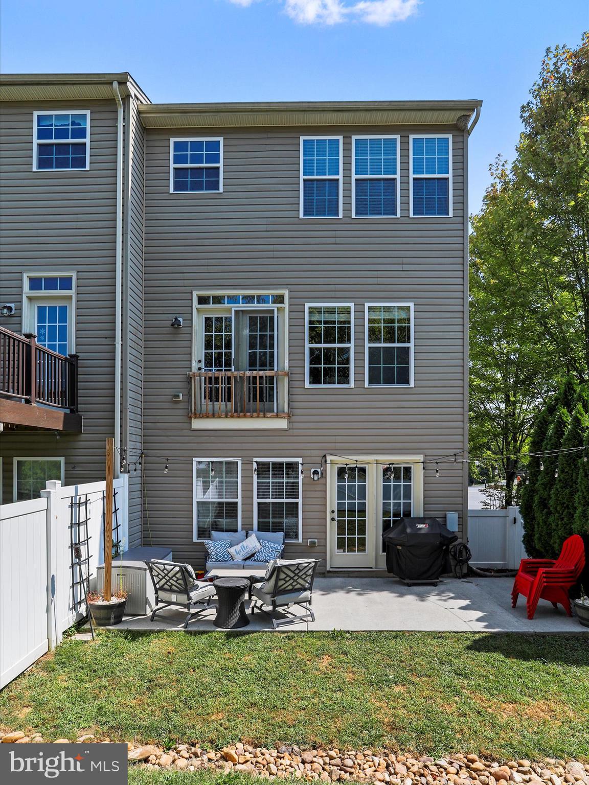 BROOKFIELD - Residential