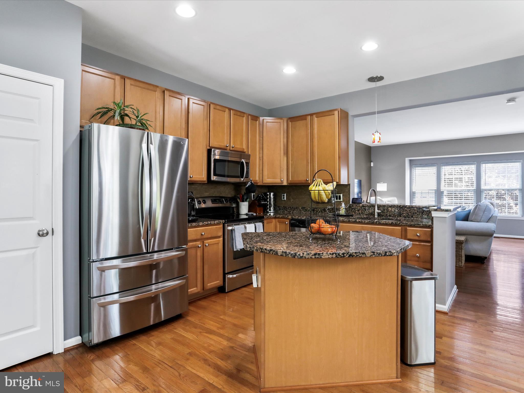 BROOKFIELD - Residential