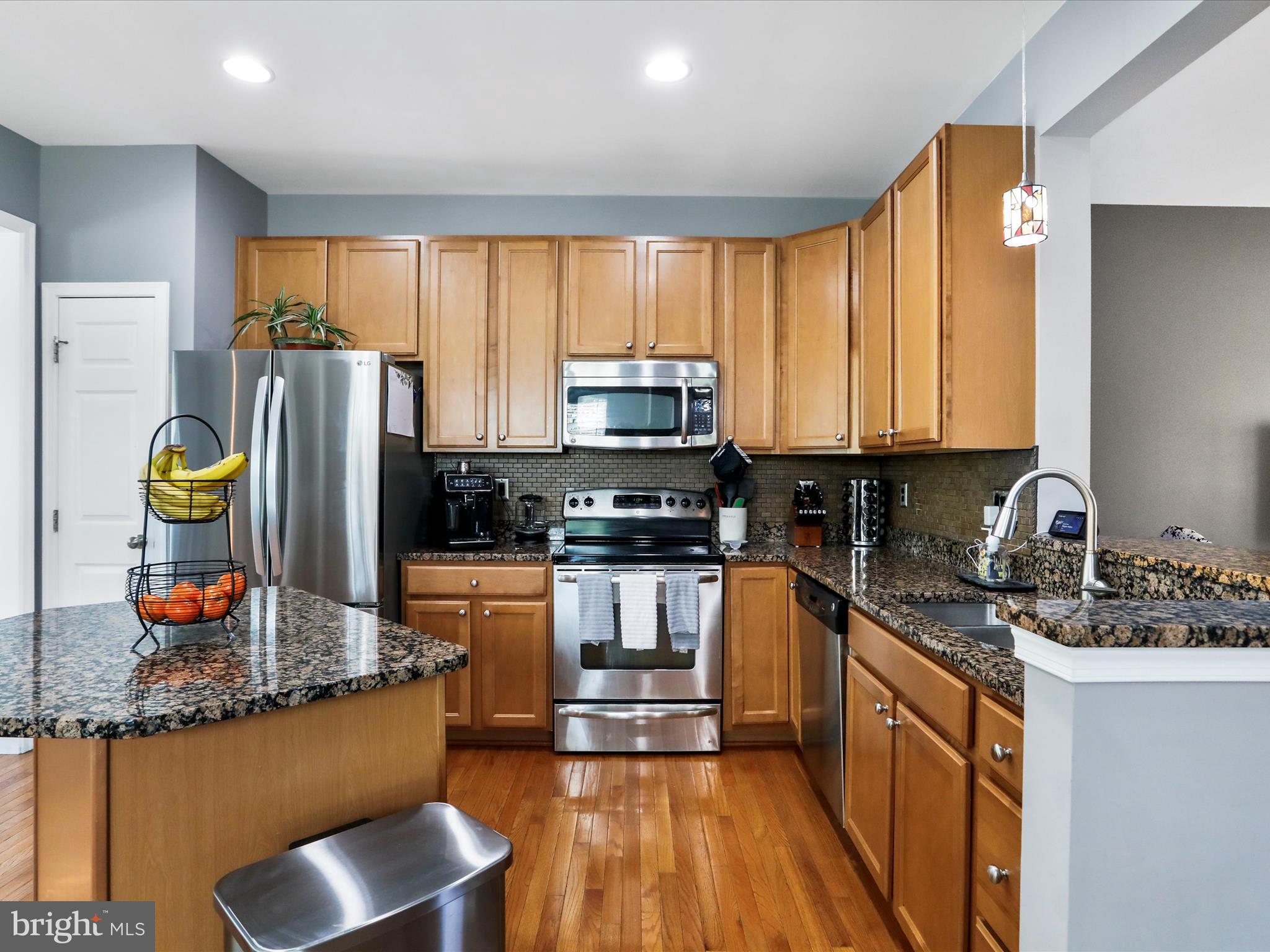 BROOKFIELD - Residential