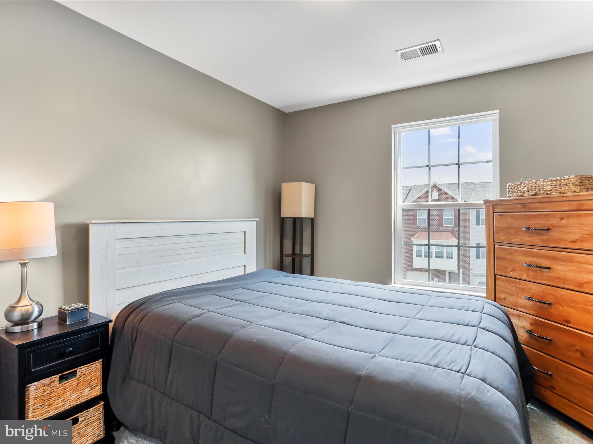 BROOKFIELD - Residential