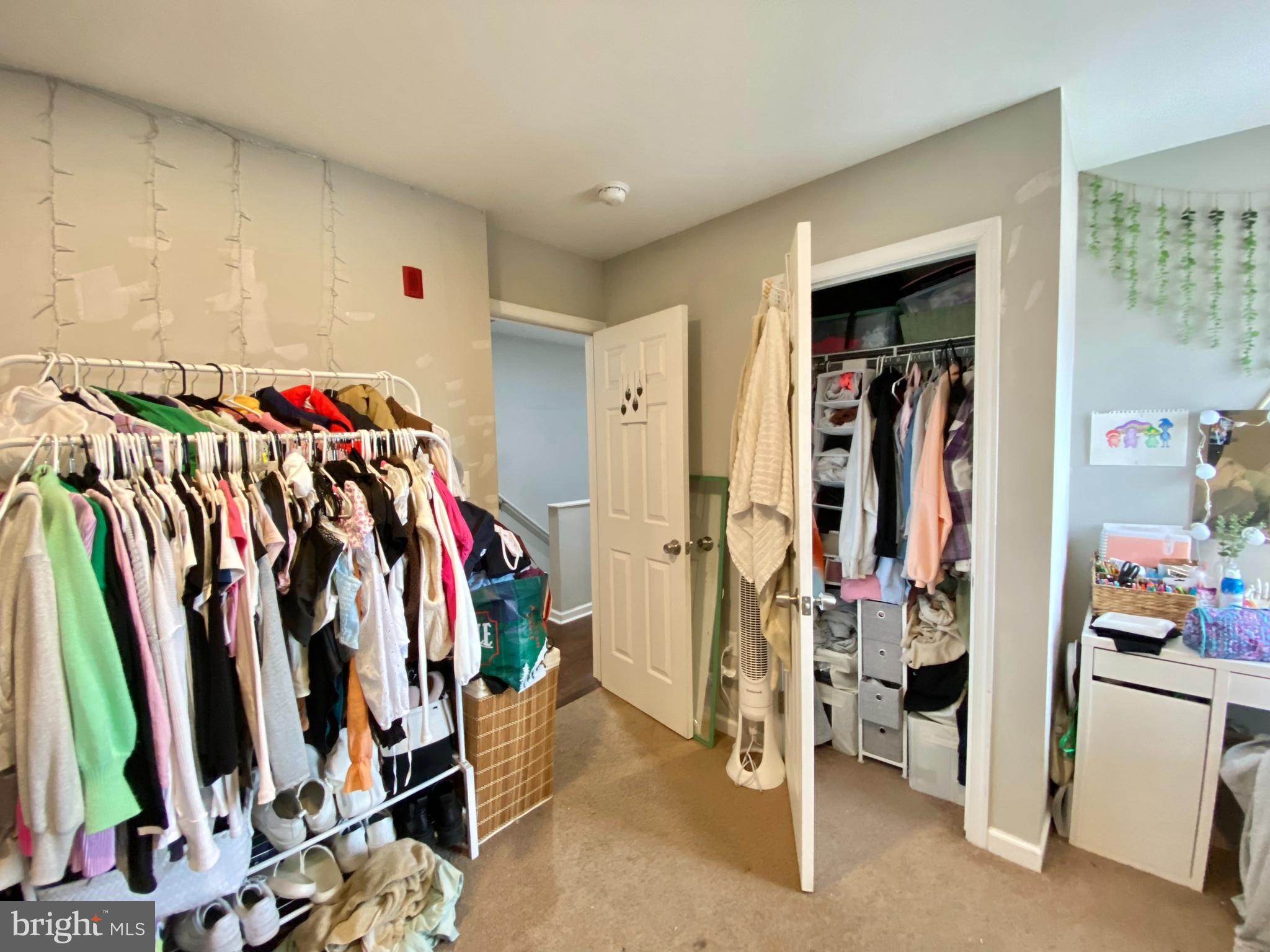 TEMPLE UNIVERSITY - Residential Lease