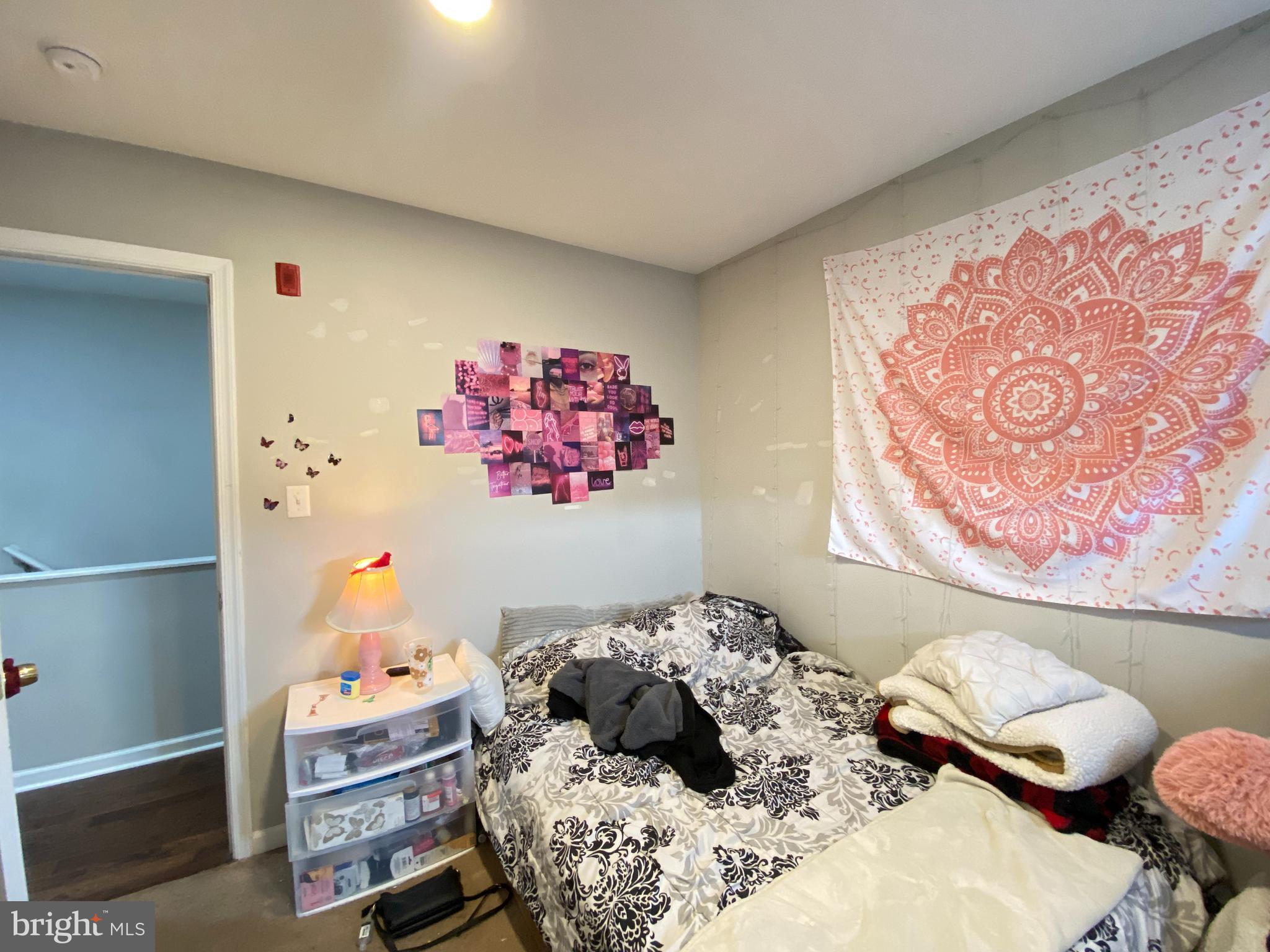 TEMPLE UNIVERSITY - Residential Lease