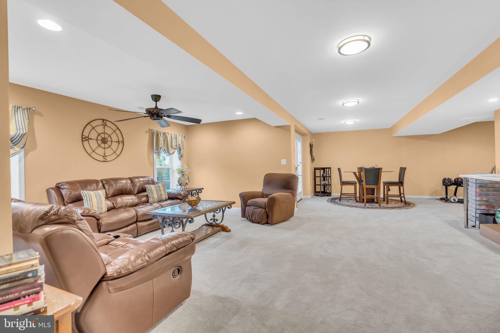 PORT POTOMAC - Residential