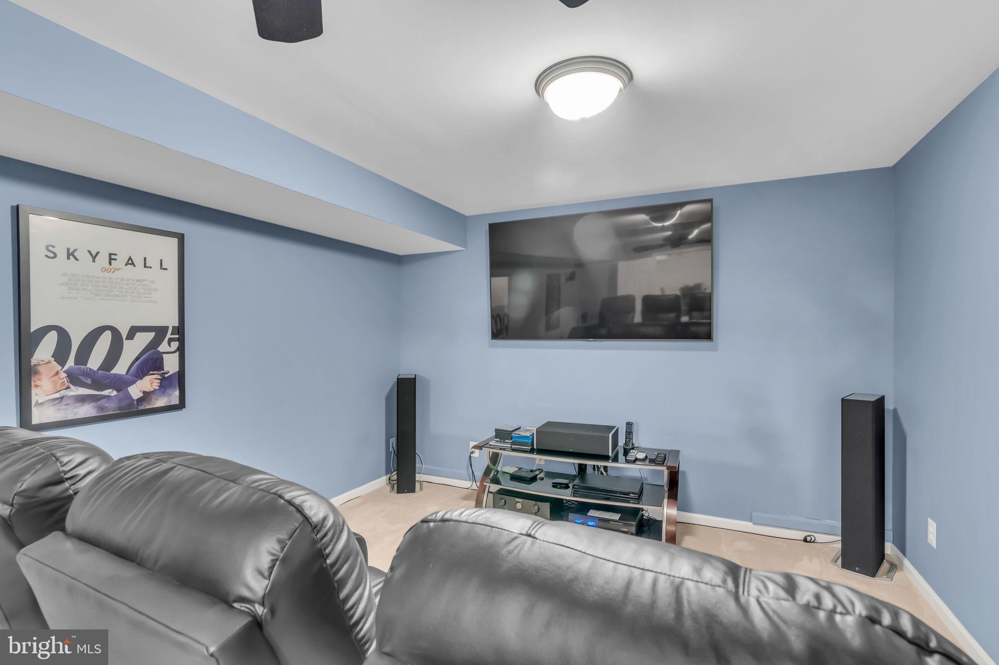 PORT POTOMAC - Residential