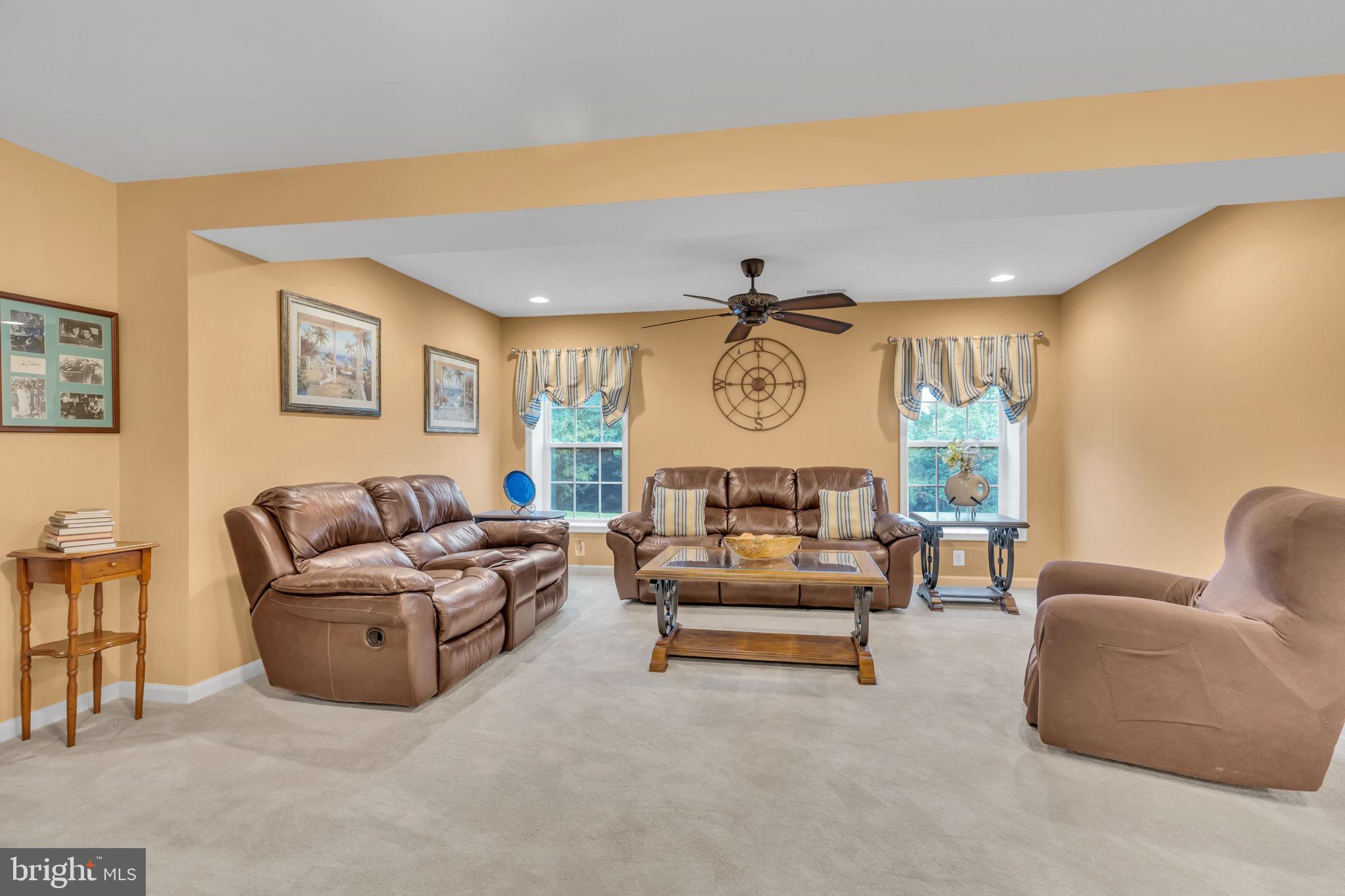 PORT POTOMAC - Residential