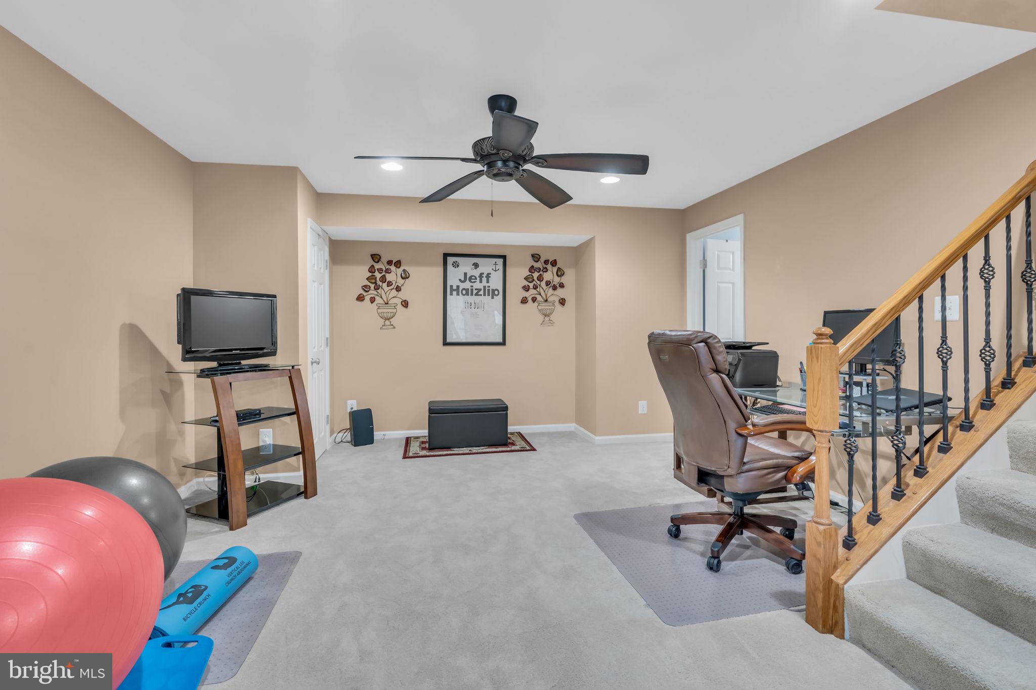 PORT POTOMAC - Residential