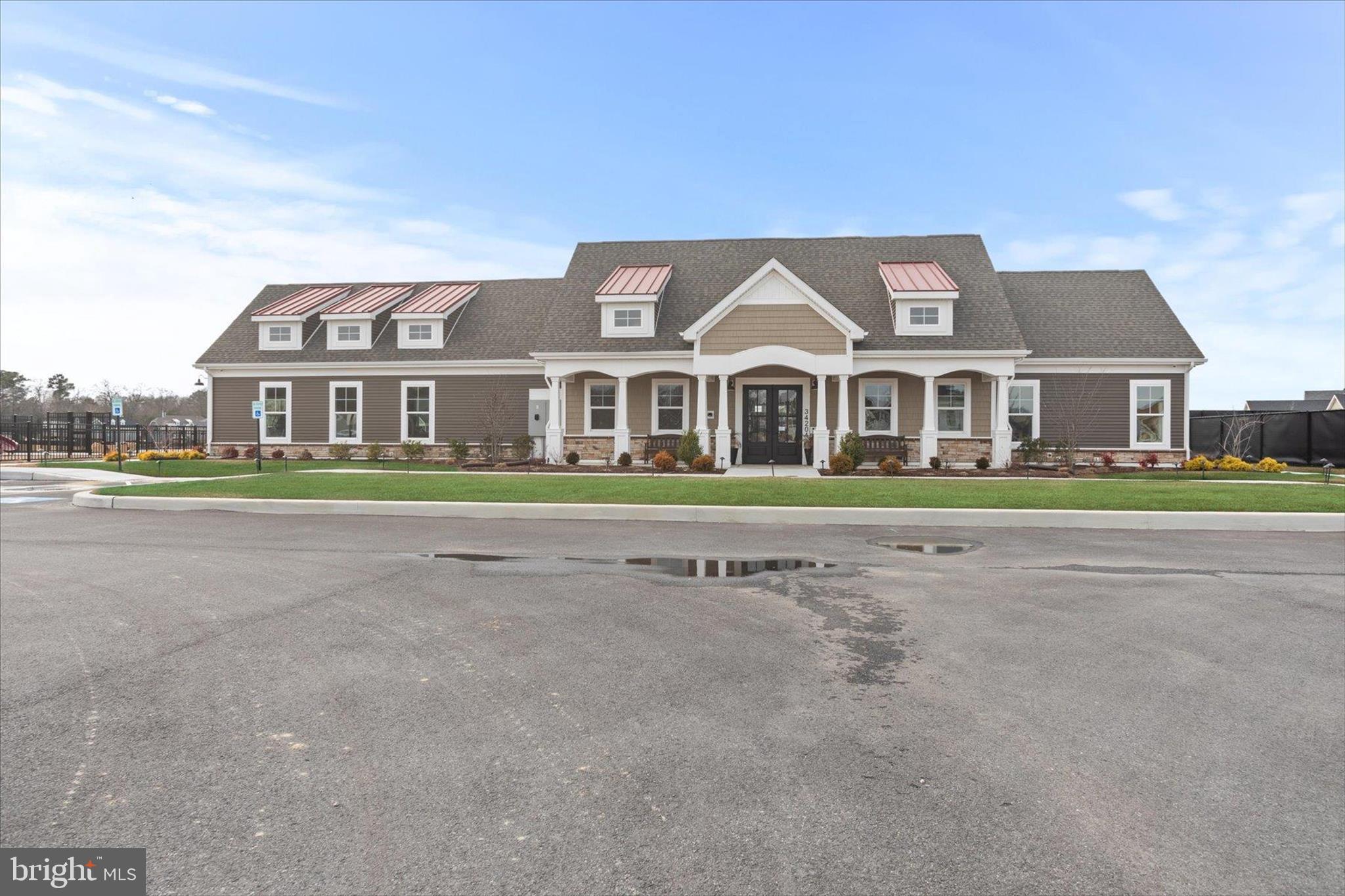 VILLAS AT WALDEN - Residential