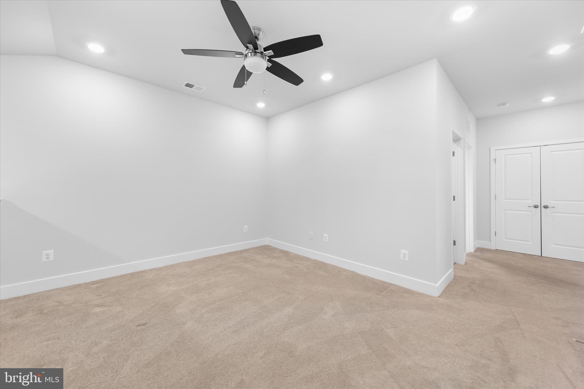 VILLAS AT WALDEN - Residential