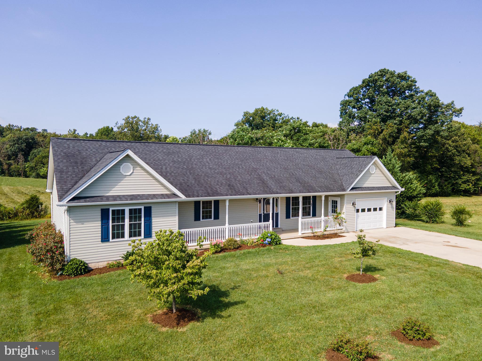 135 LEOLA LOOP