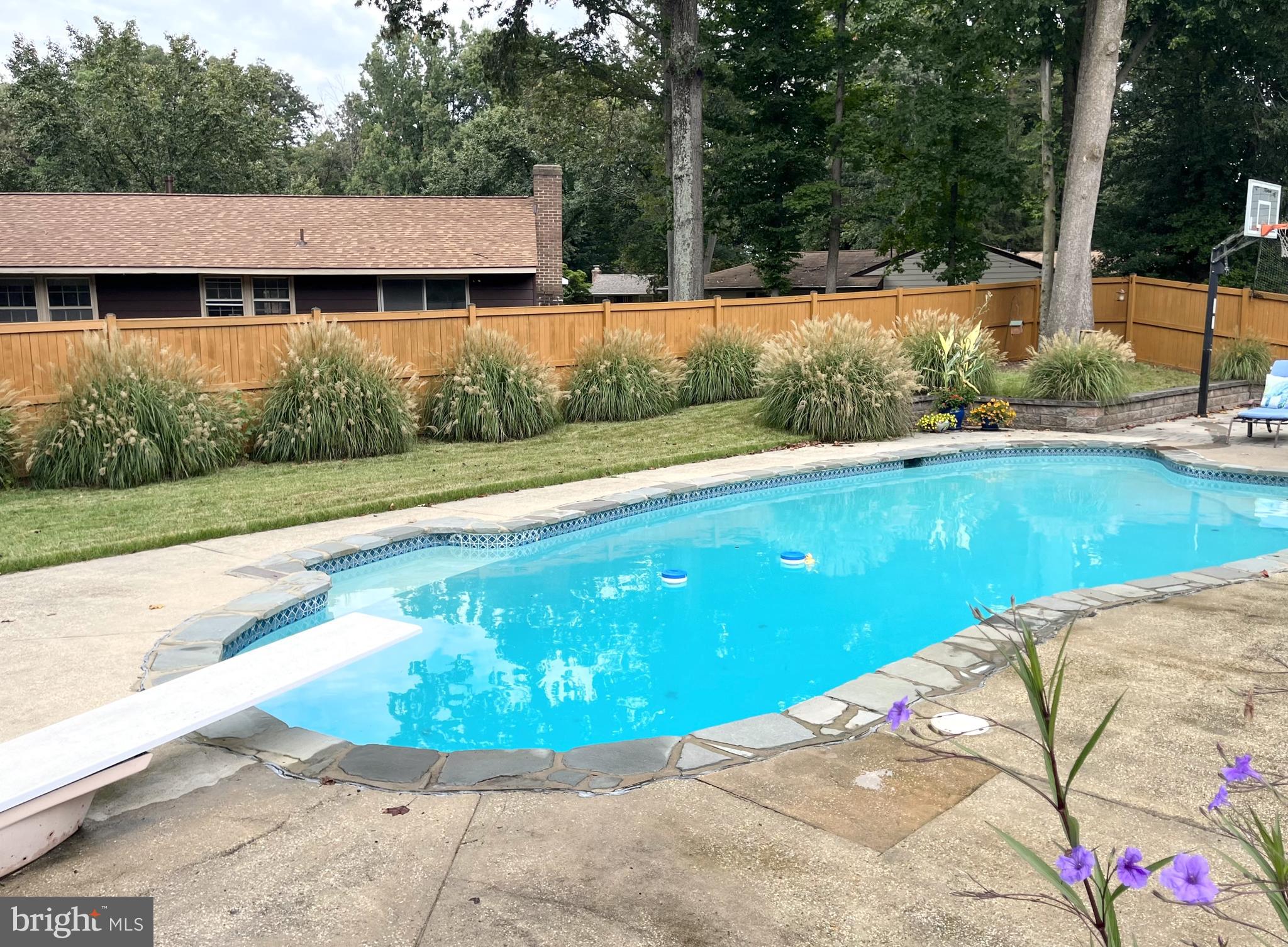 CROFTON TOWNE/PARK - Residential