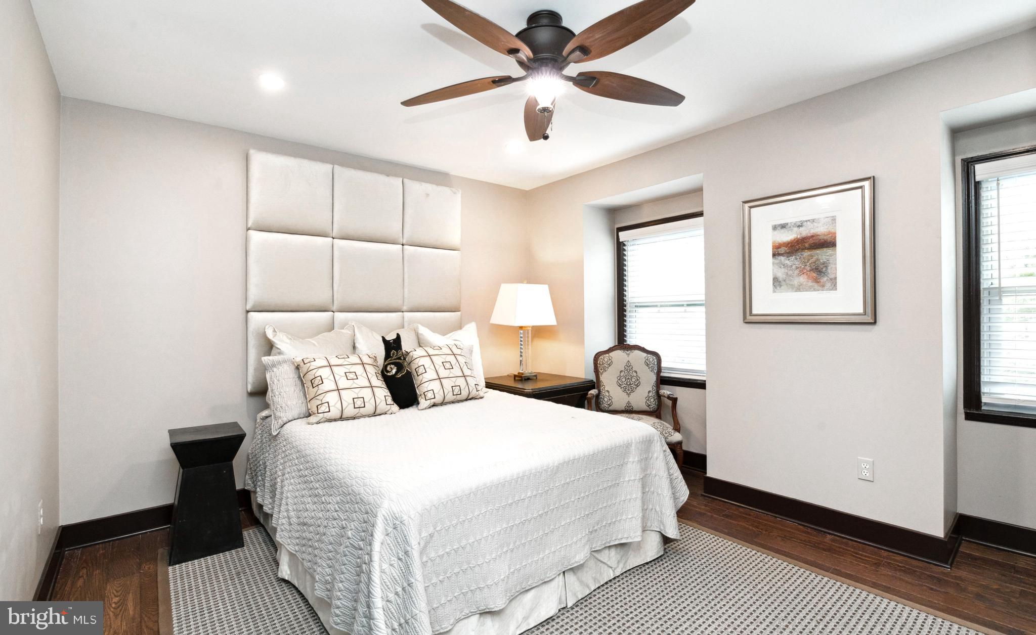 CROFTON TOWNE/PARK - Residential