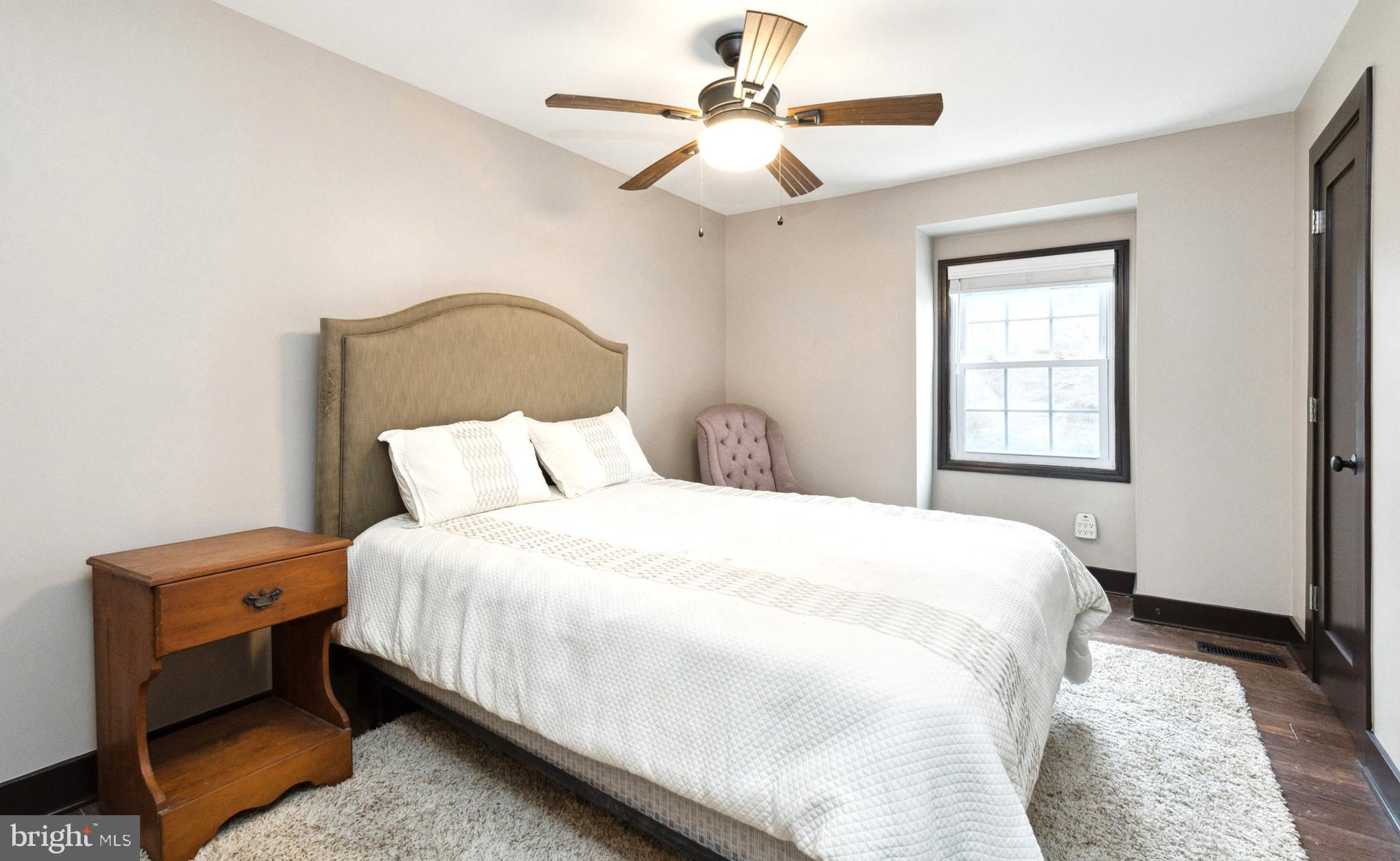 CROFTON TOWNE/PARK - Residential