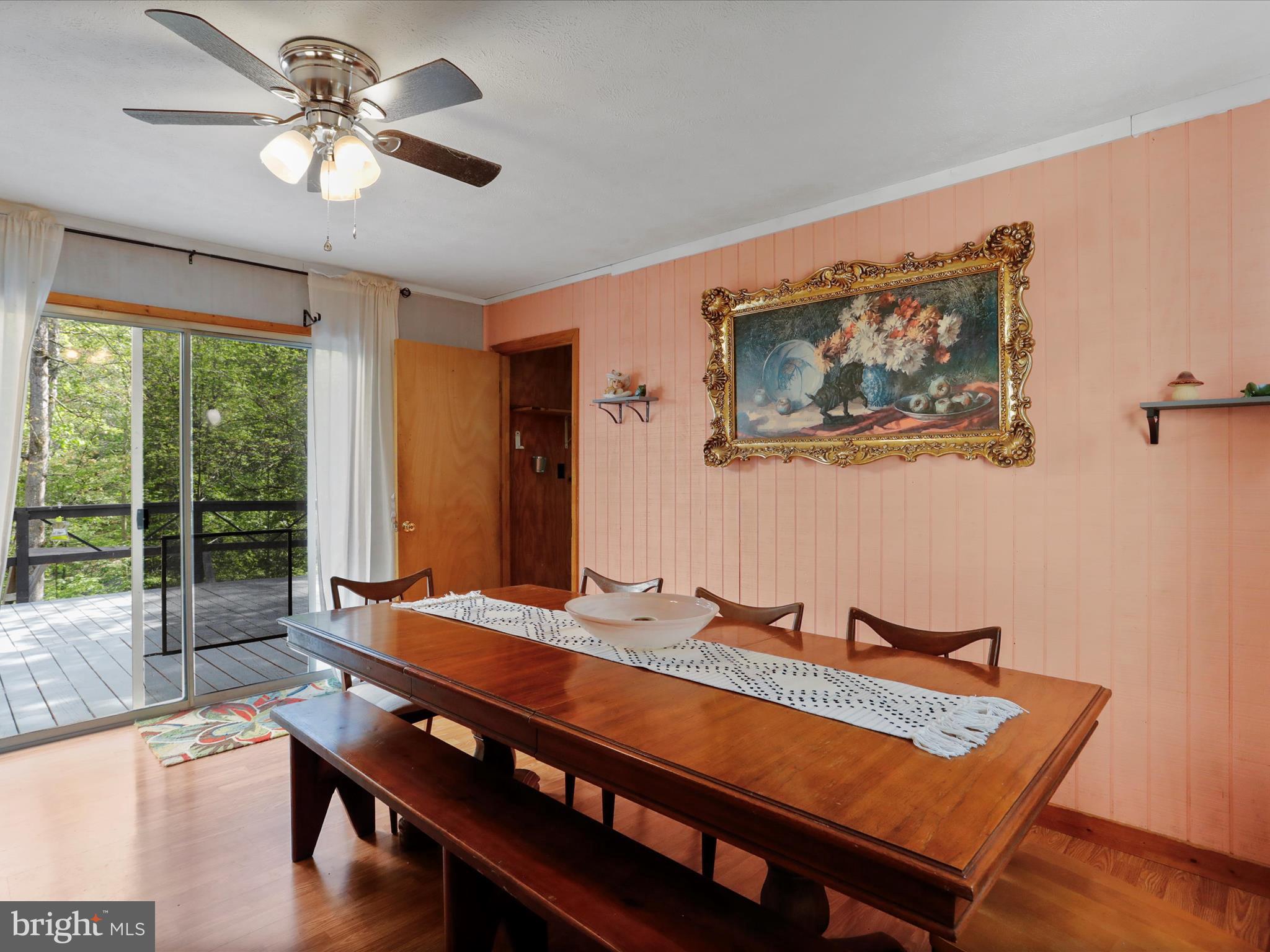 FLOWERWOOD FARM - Residential