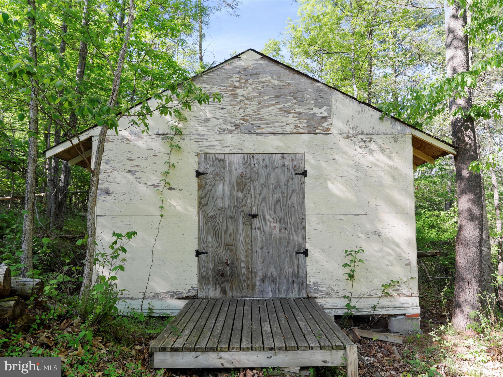 FLOWERWOOD FARM - Residential