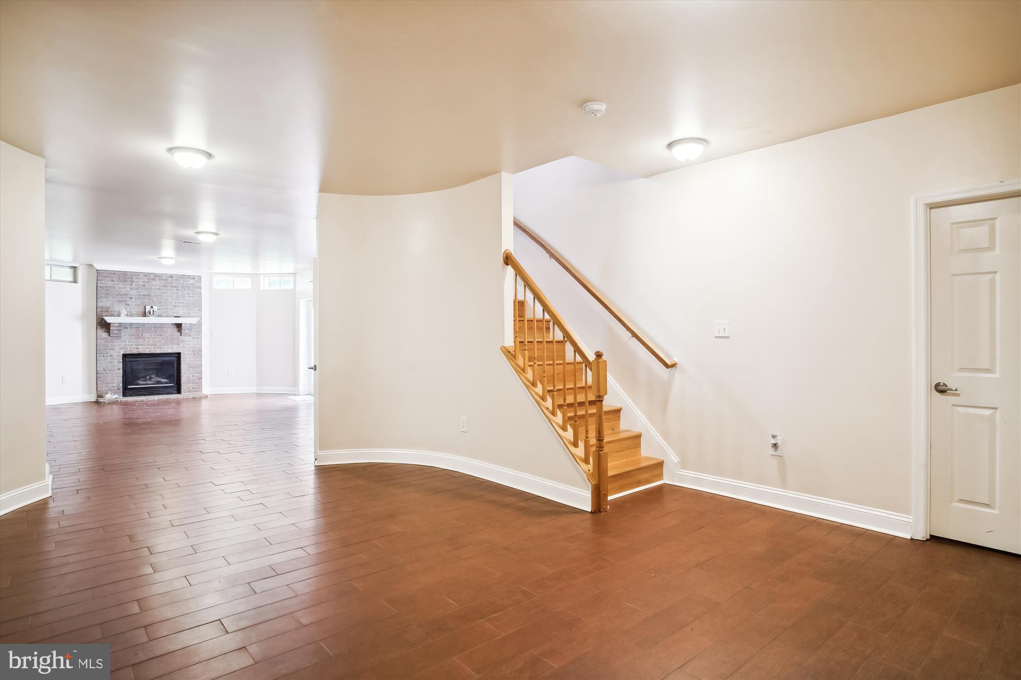 SMALLS NURSERY - Residential