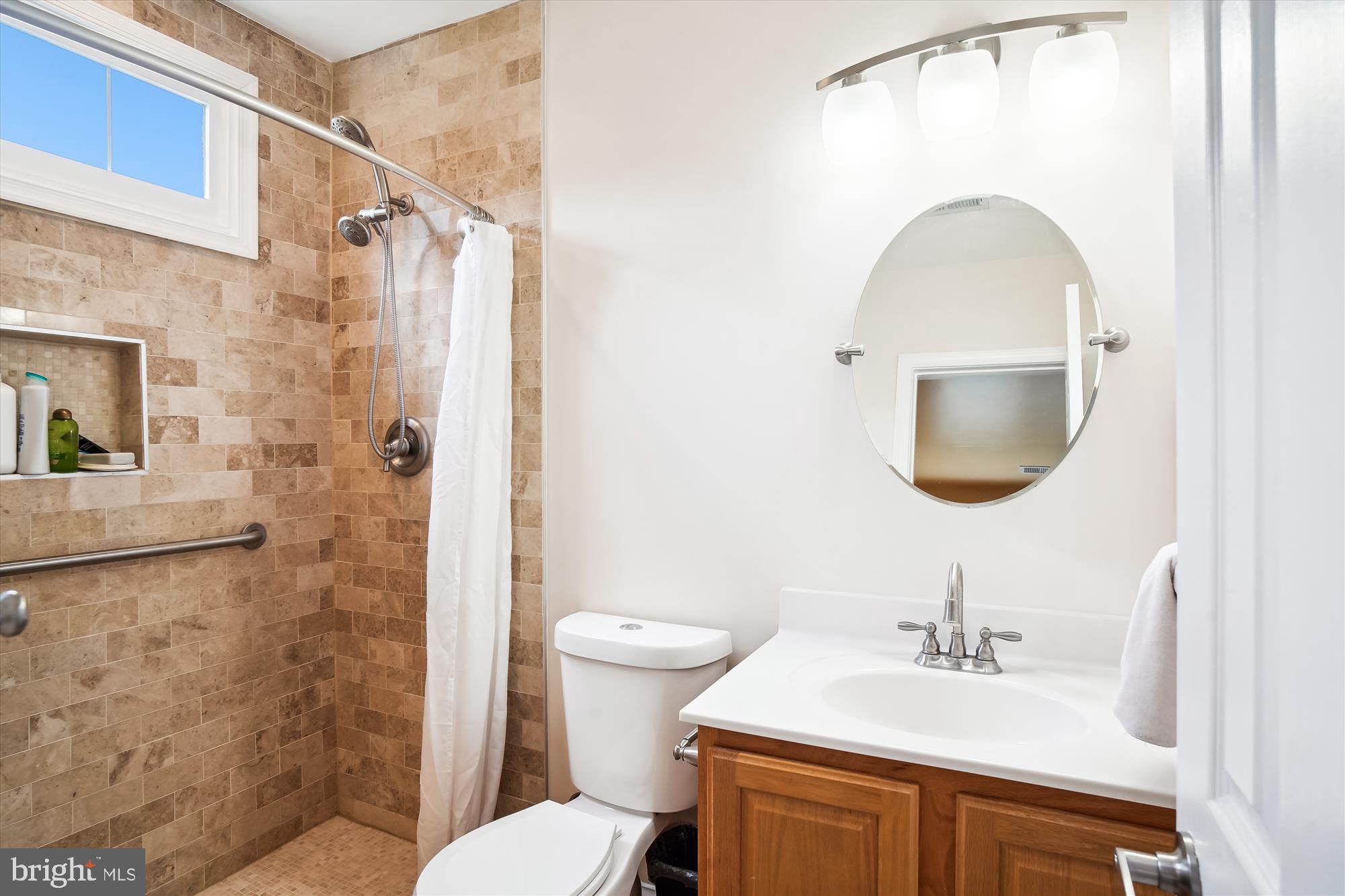 SMALLS NURSERY - Residential