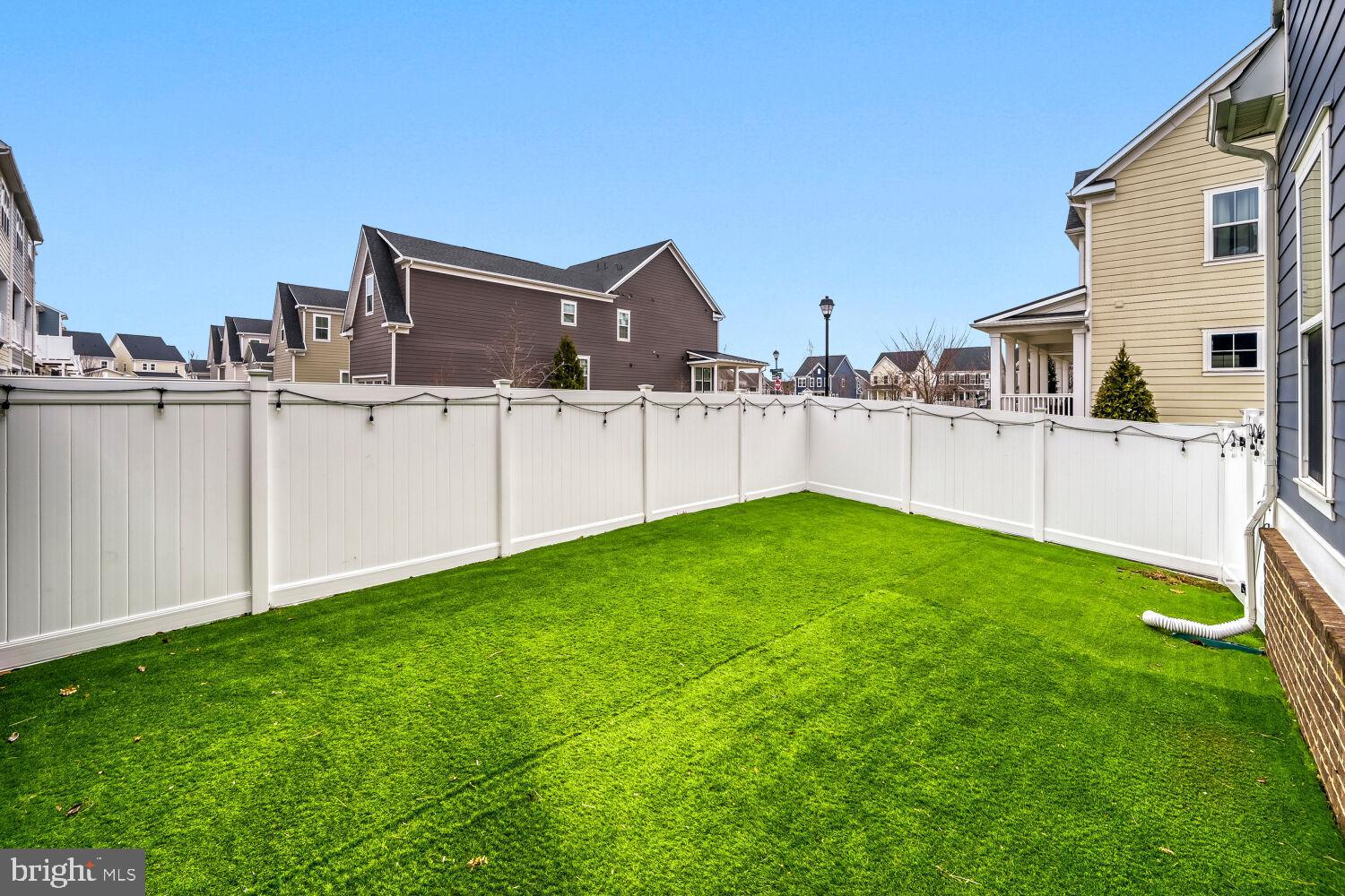 GREENLEIGH AT CROSSROADS - Residential Lease