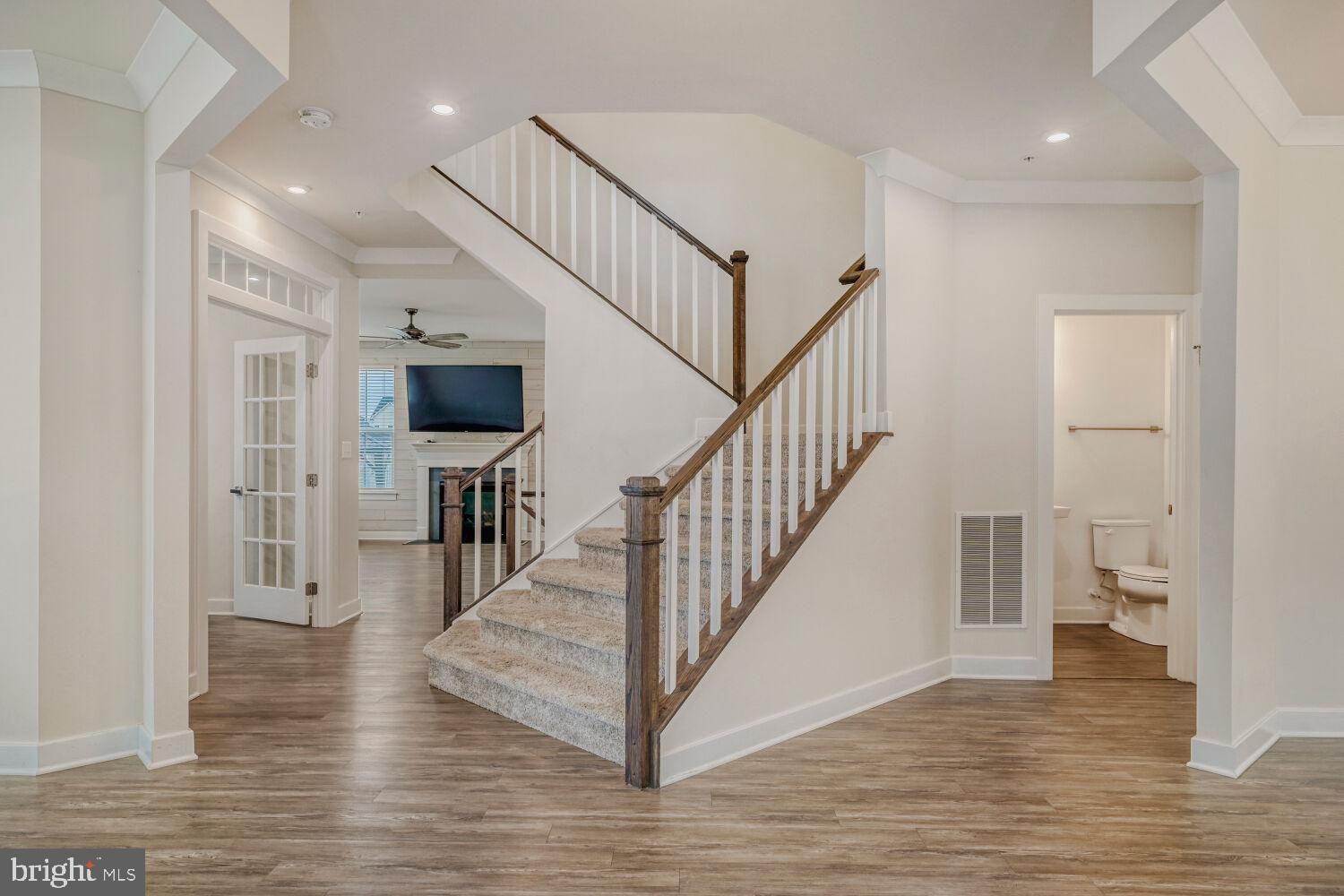 GREENLEIGH AT CROSSROADS - Residential Lease