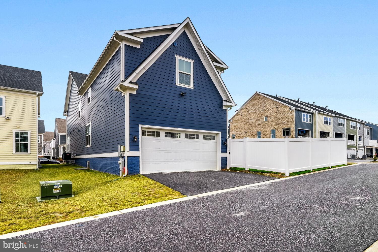 GREENLEIGH AT CROSSROADS - Residential Lease