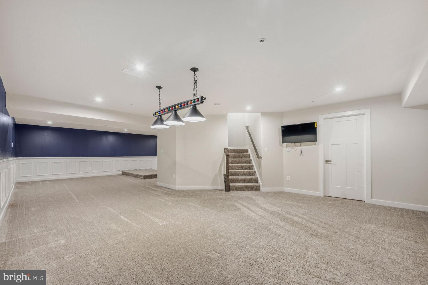 GREENLEIGH AT CROSSROADS - Residential Lease