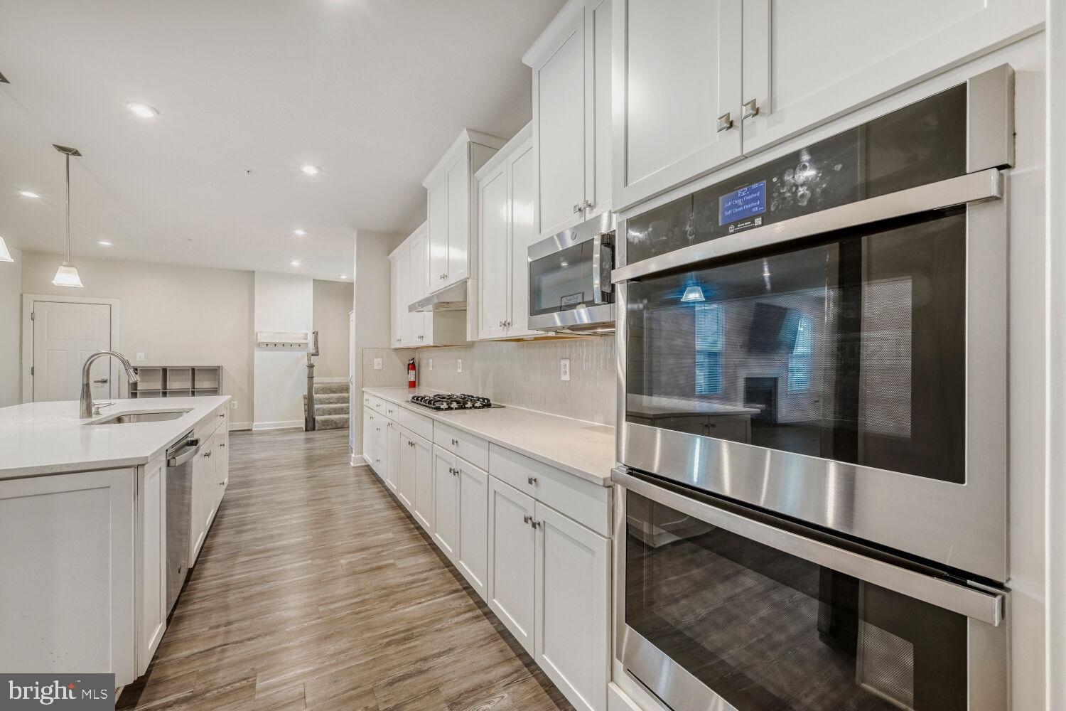 GREENLEIGH AT CROSSROADS - Residential Lease