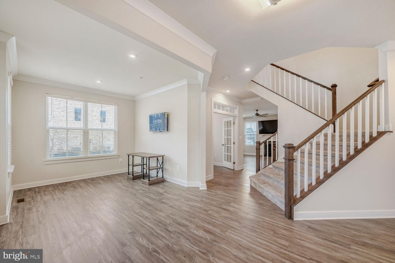 GREENLEIGH AT CROSSROADS - Residential Lease