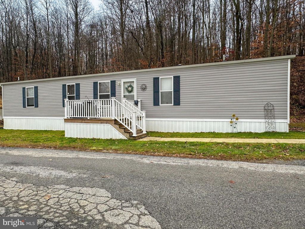 Photo of 725 Hillside Drive, GAP, PA 17527 (MLS # PALA2079978)