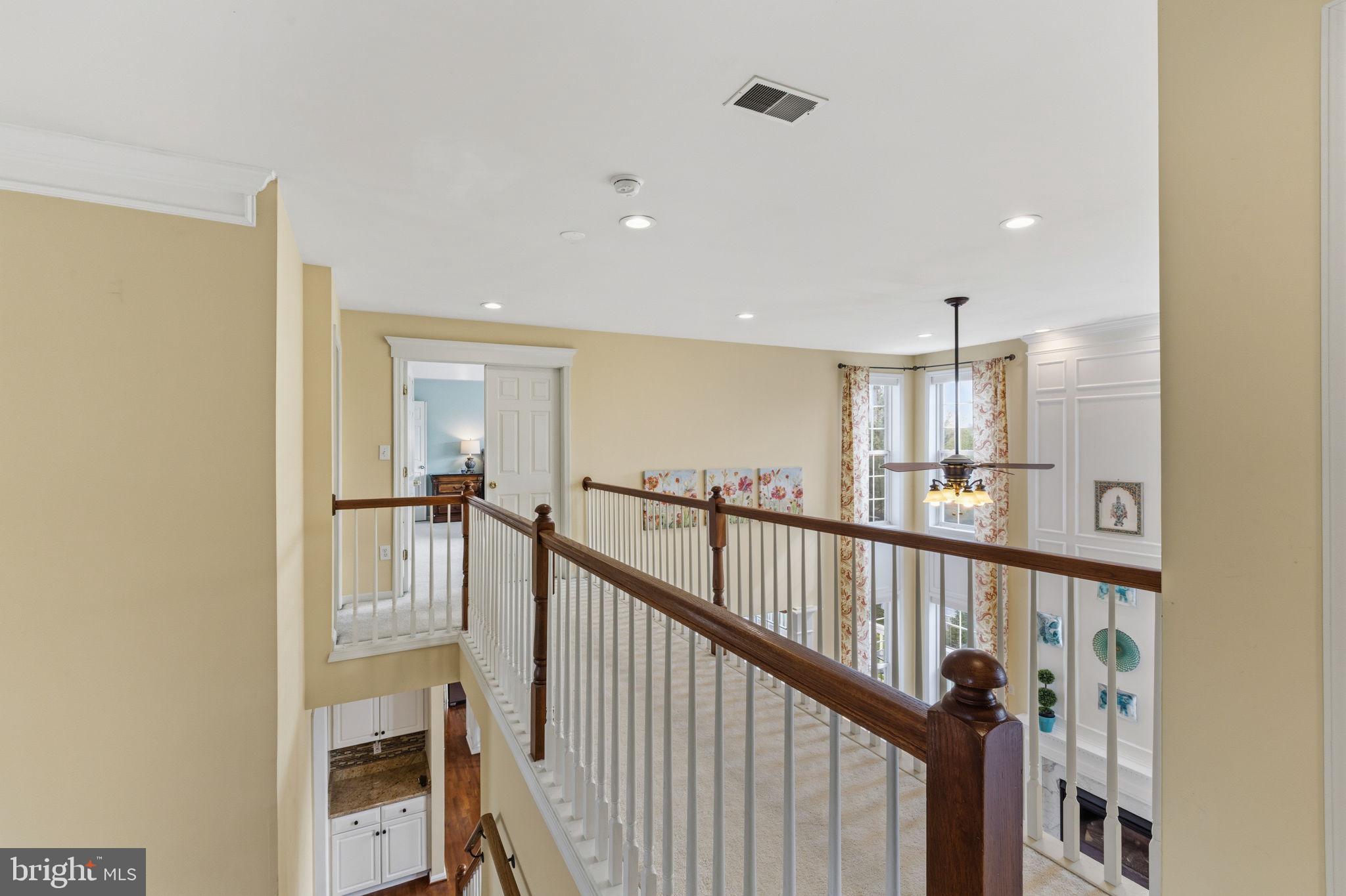 MIDDLE RUN CROSSIN - Residential