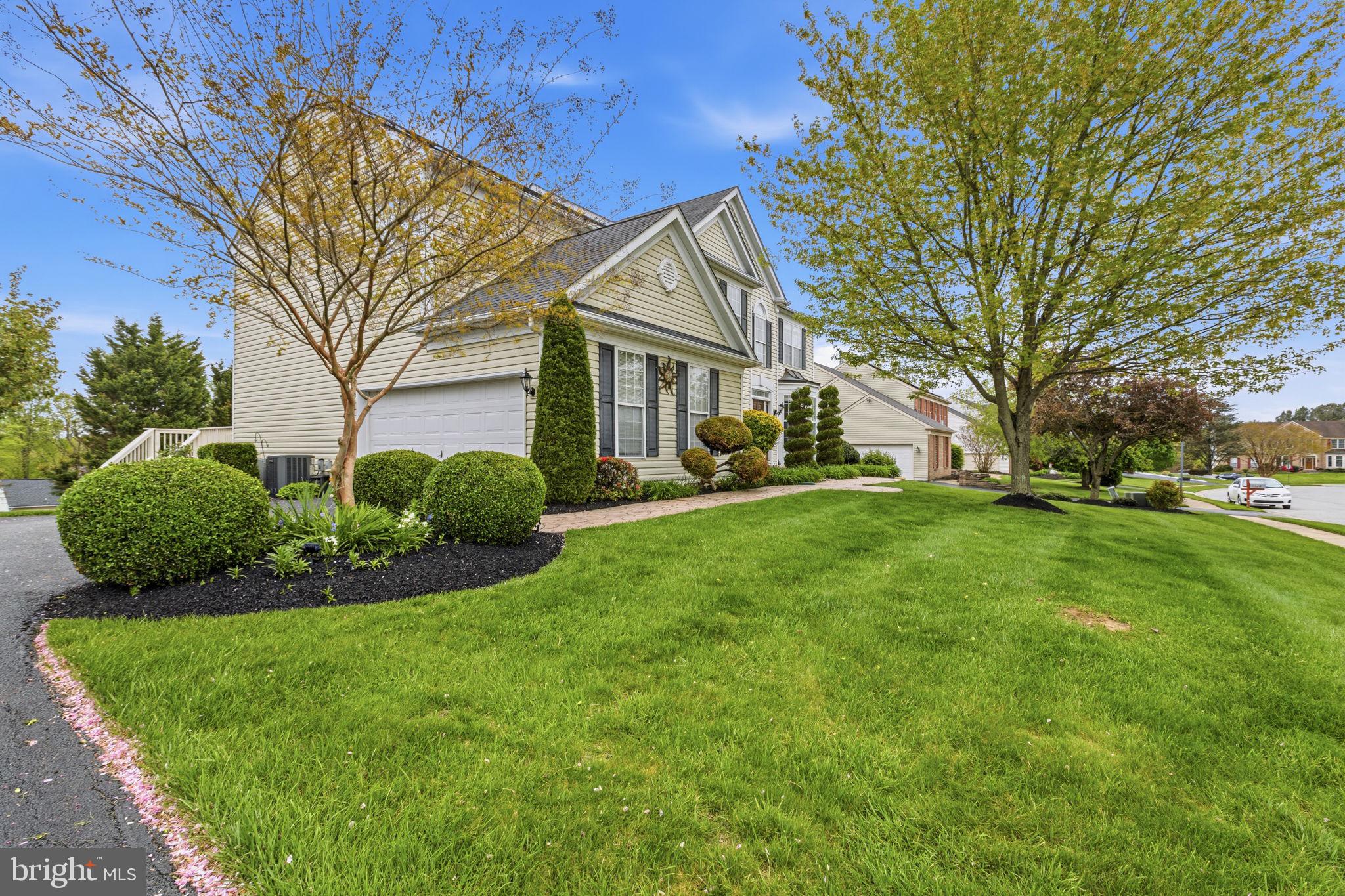 MIDDLE RUN CROSSIN - Residential