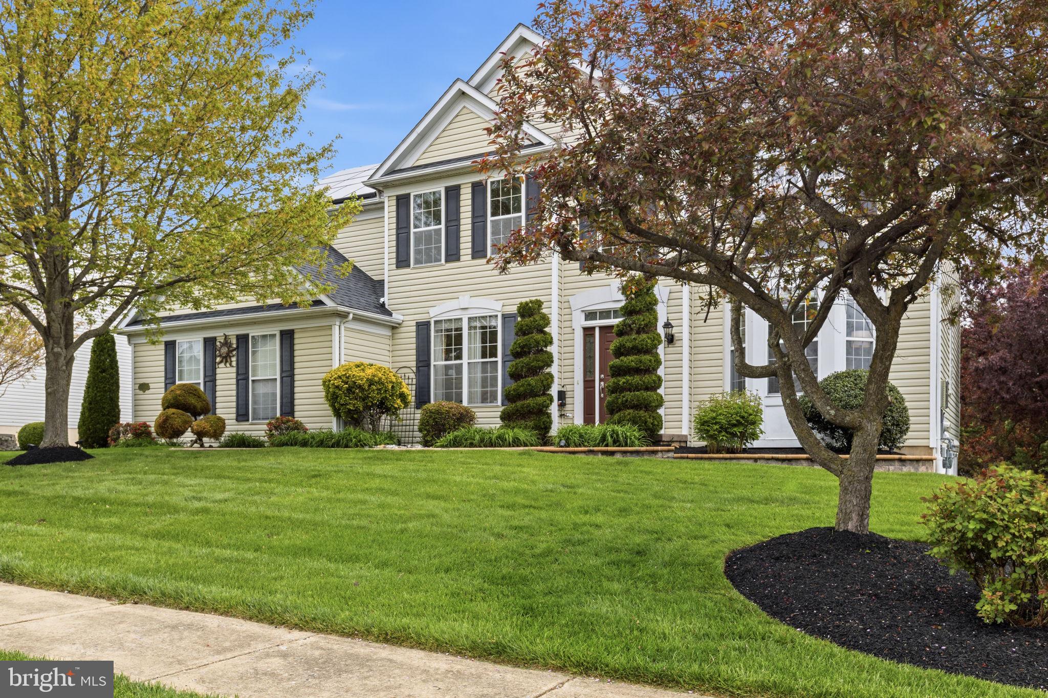 MIDDLE RUN CROSSIN - Residential