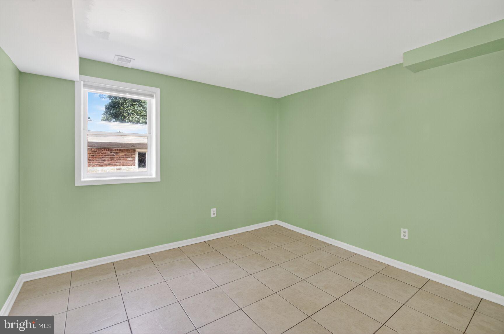 TWINBROOK FOREST - Residential