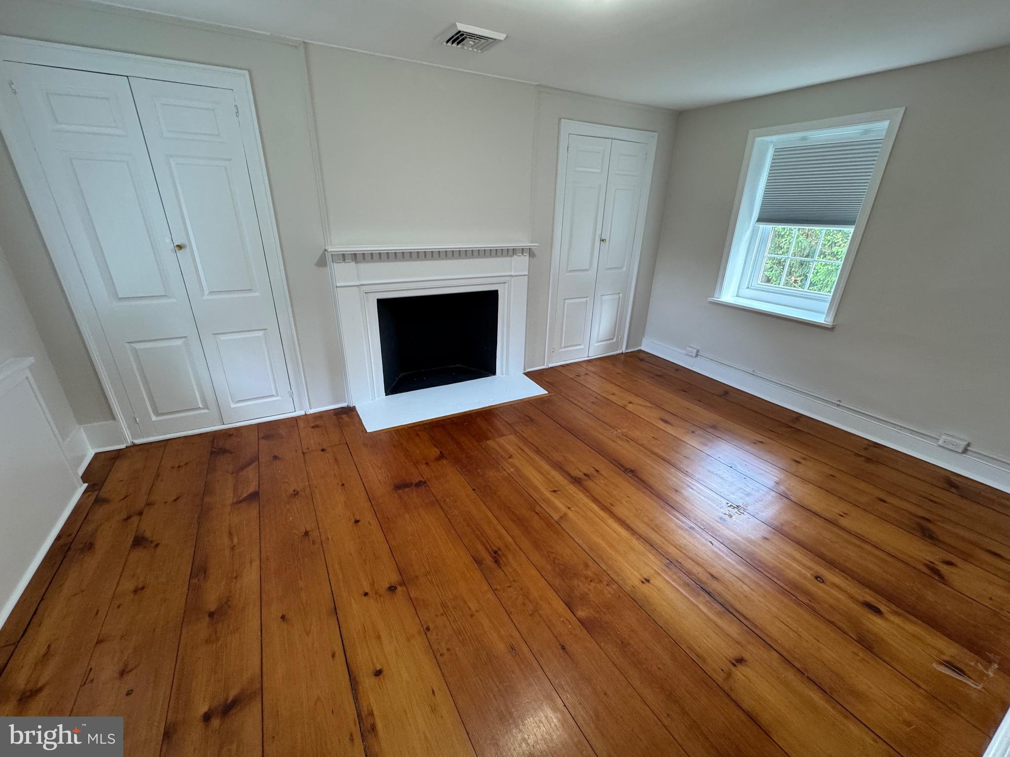 NON AVAILABLE - Residential Lease