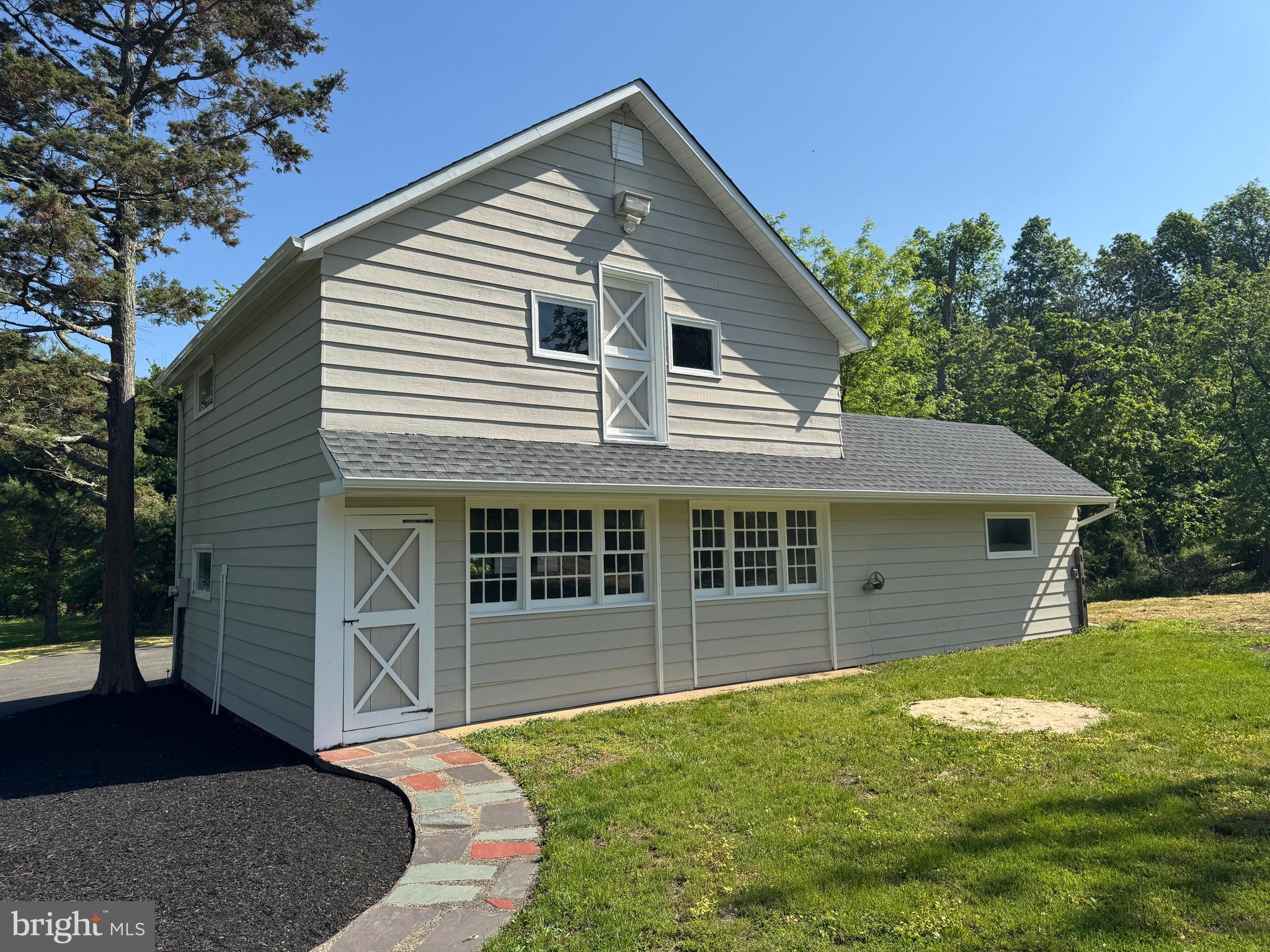 NON AVAILABLE - Residential Lease