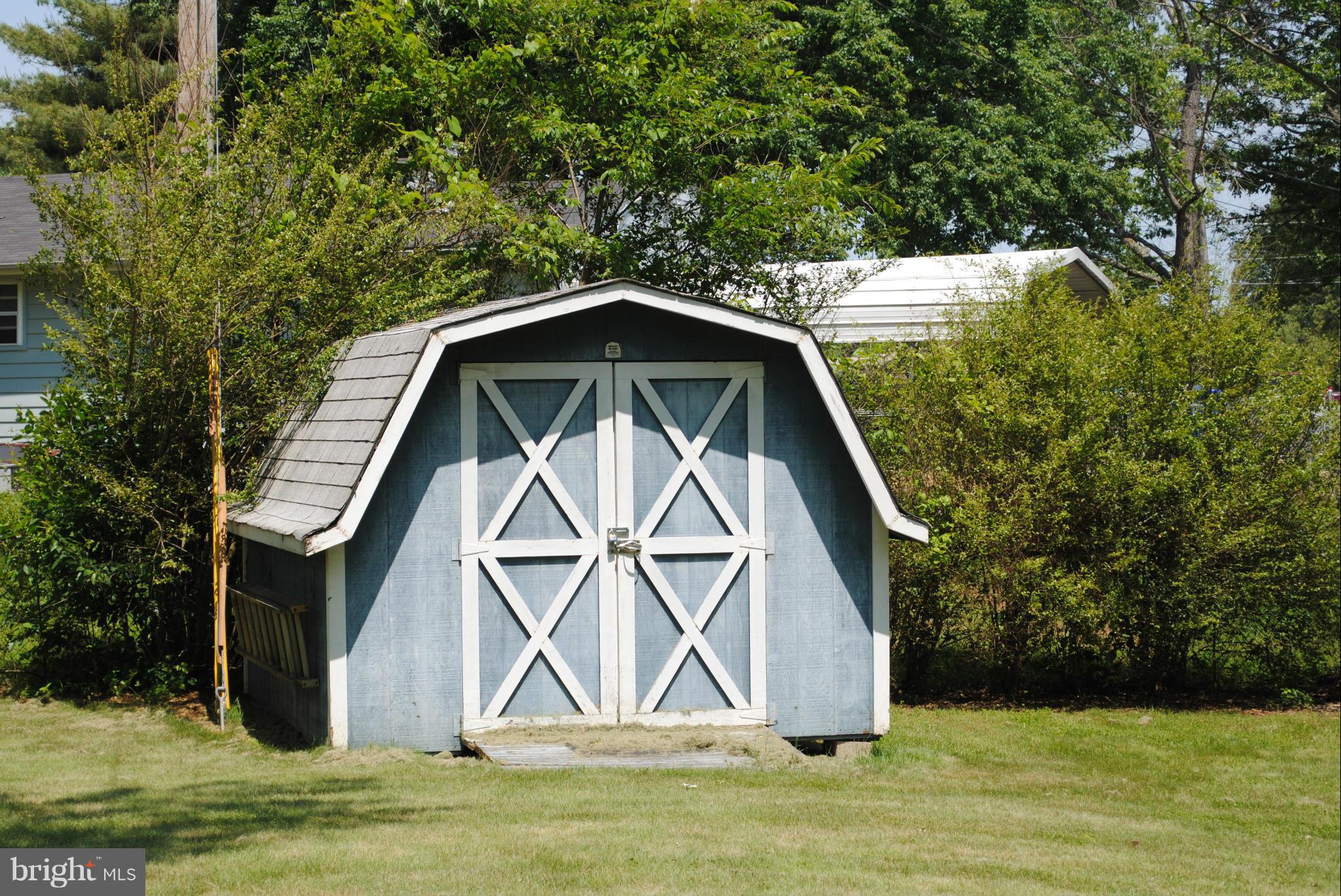 INDIAN HEAD MANOR SUB - Residential