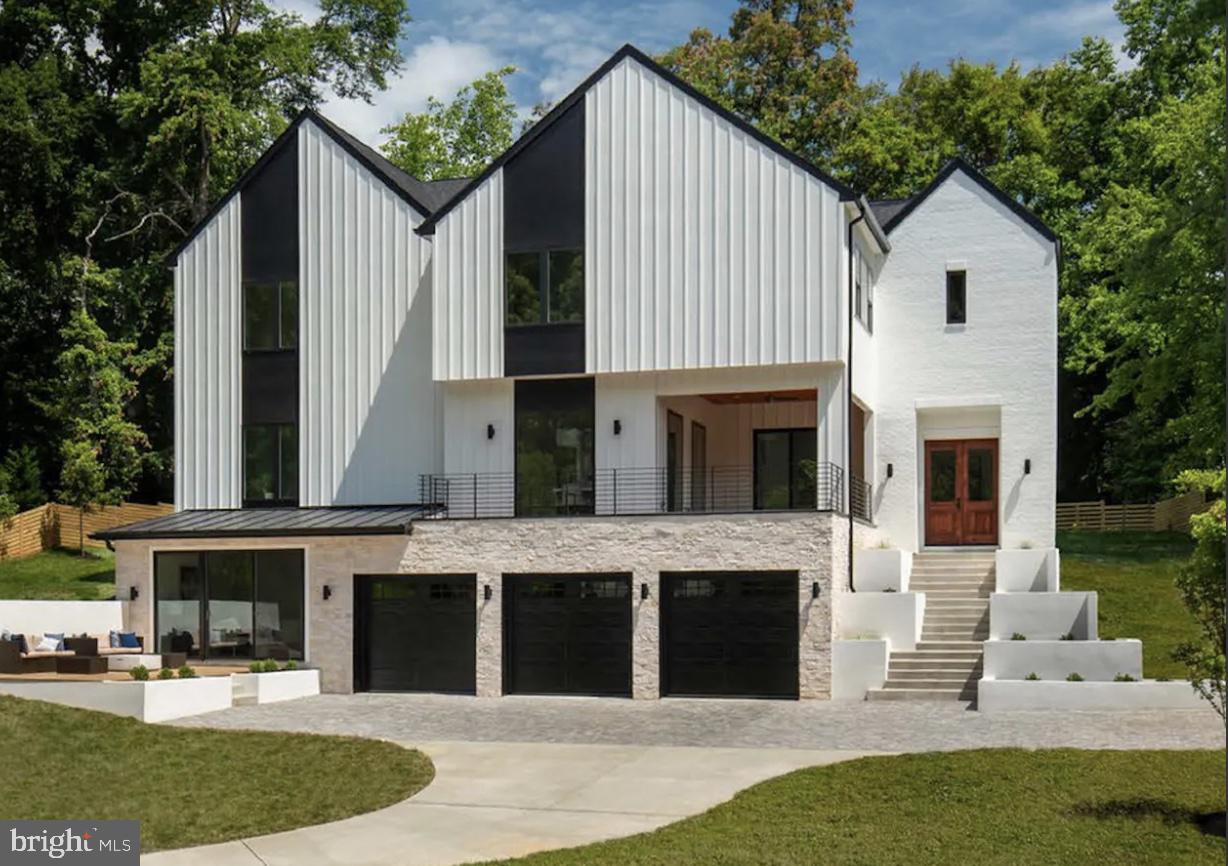 CHESTERBROOK WOODS - Residential