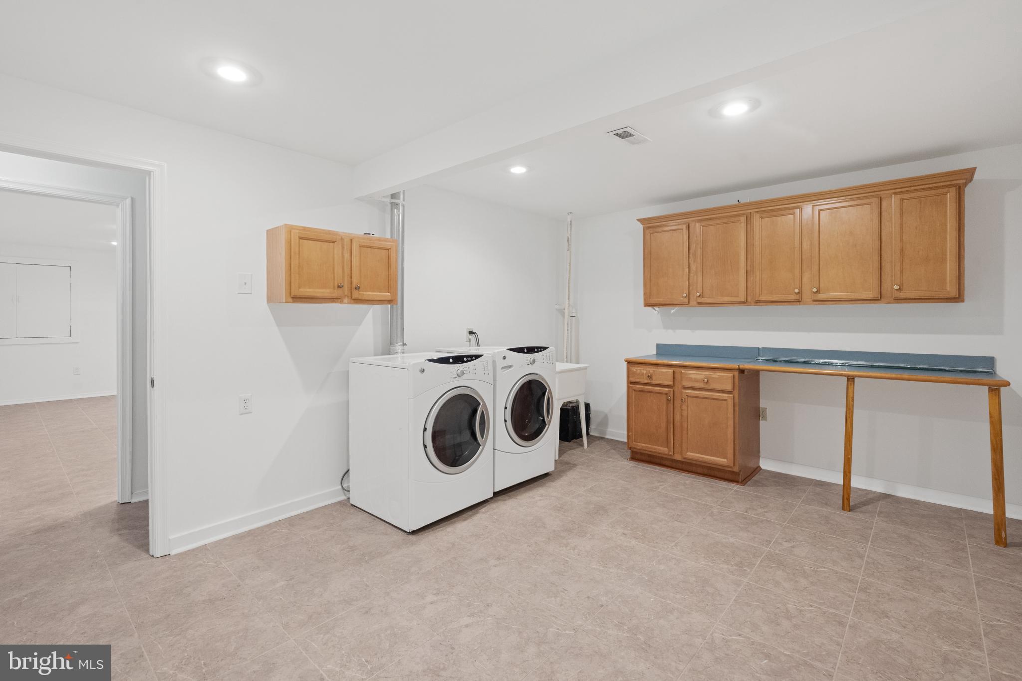 BATTLEFIELD ESTATES - Residential