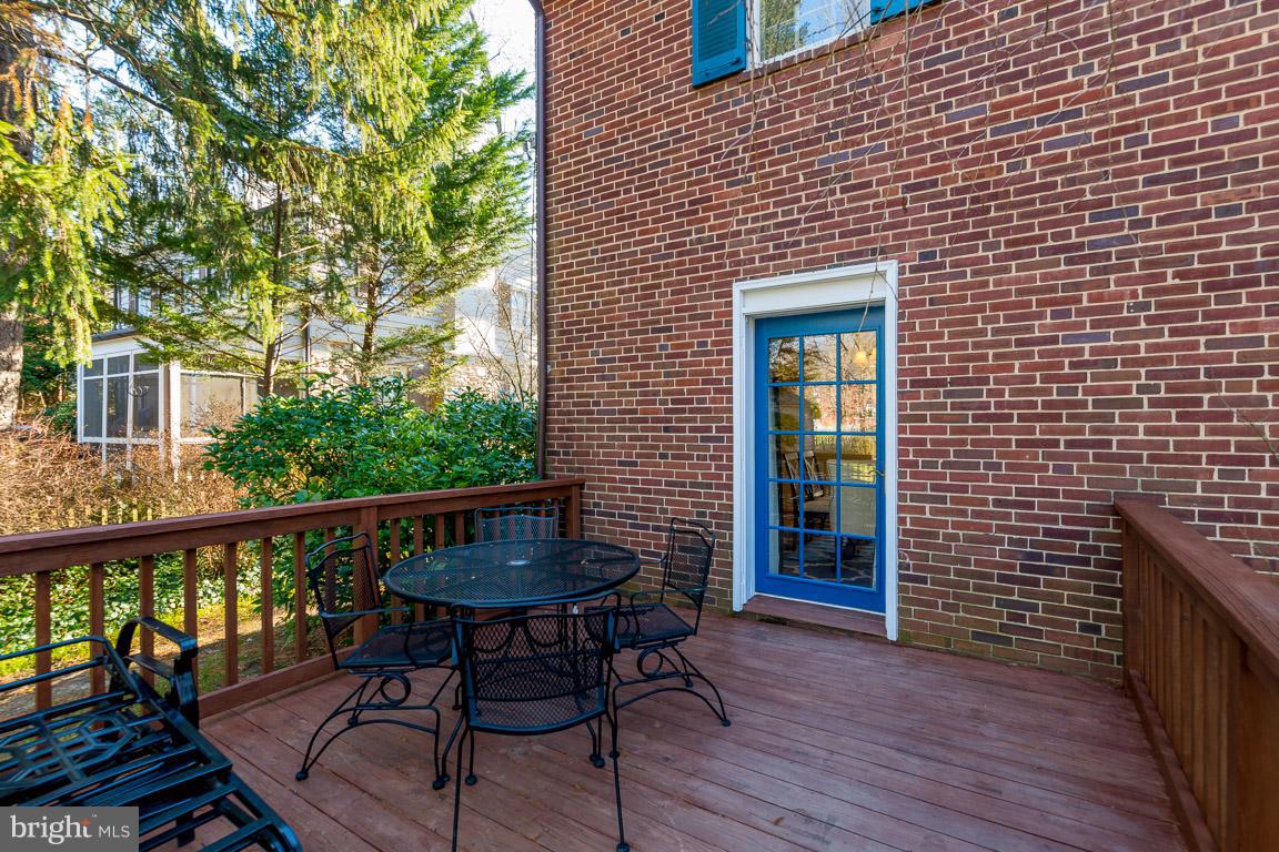 GREATER HOMELAND HISTORIC DISTRICT - Residential