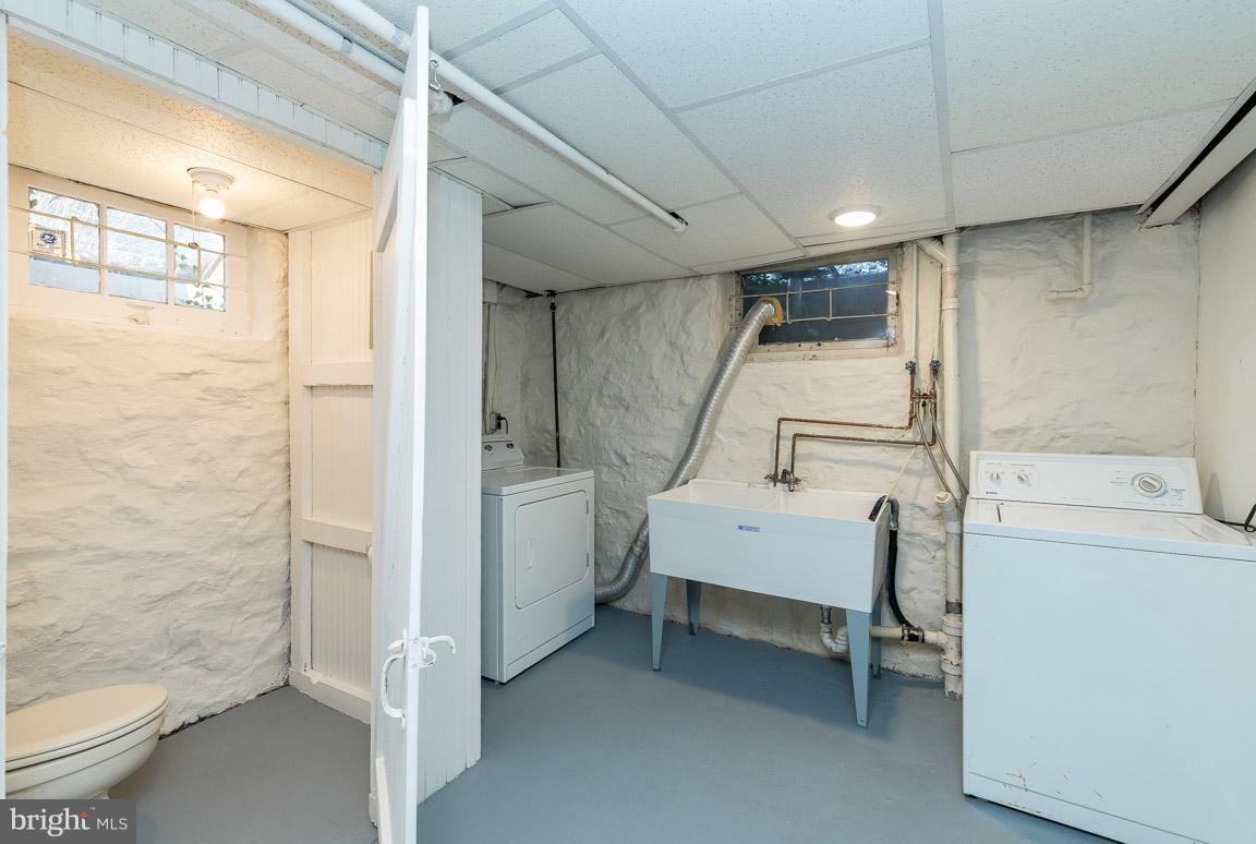 GREATER HOMELAND HISTORIC DISTRICT - Residential