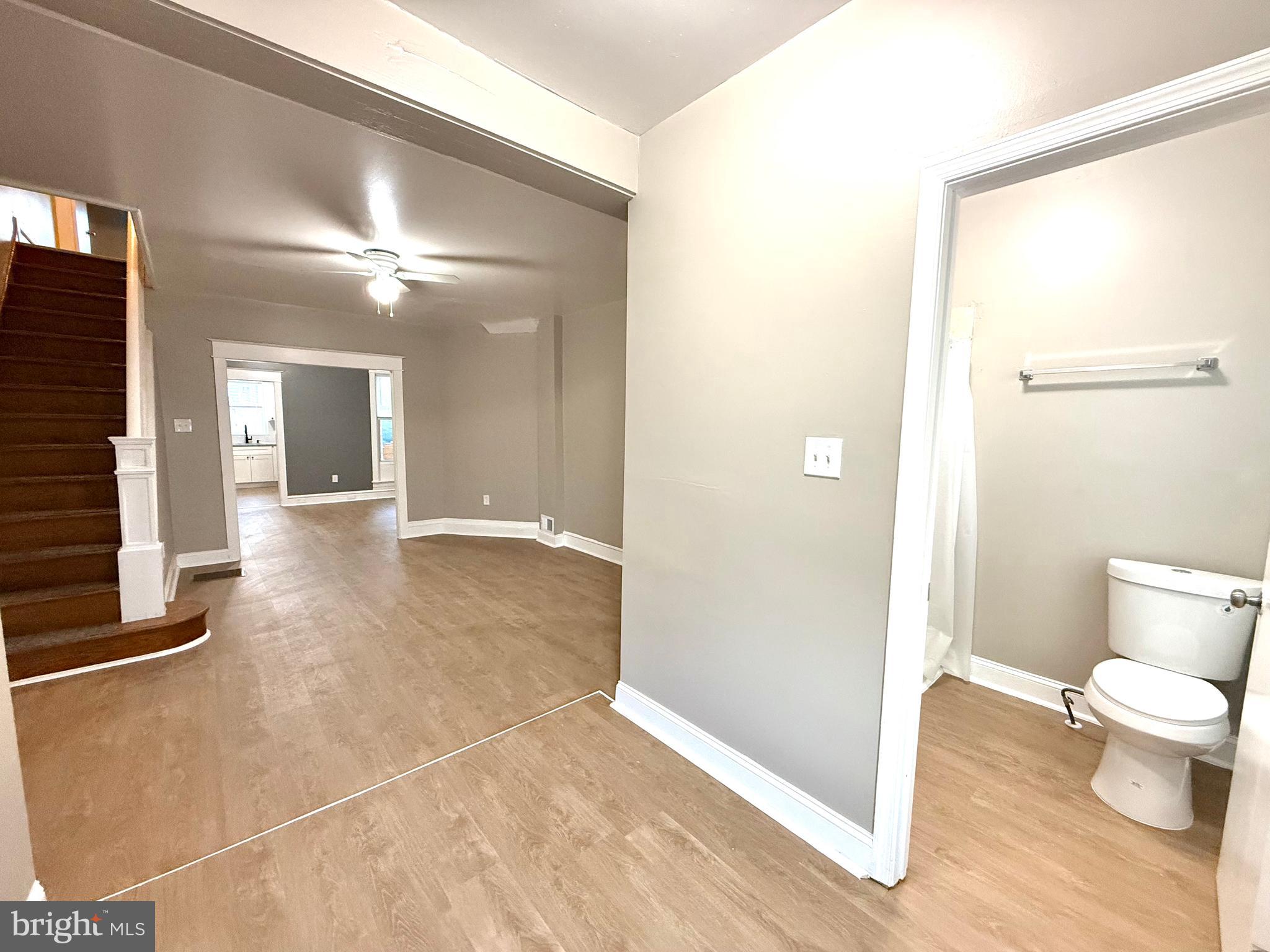 208 W RUSCOMB STREET