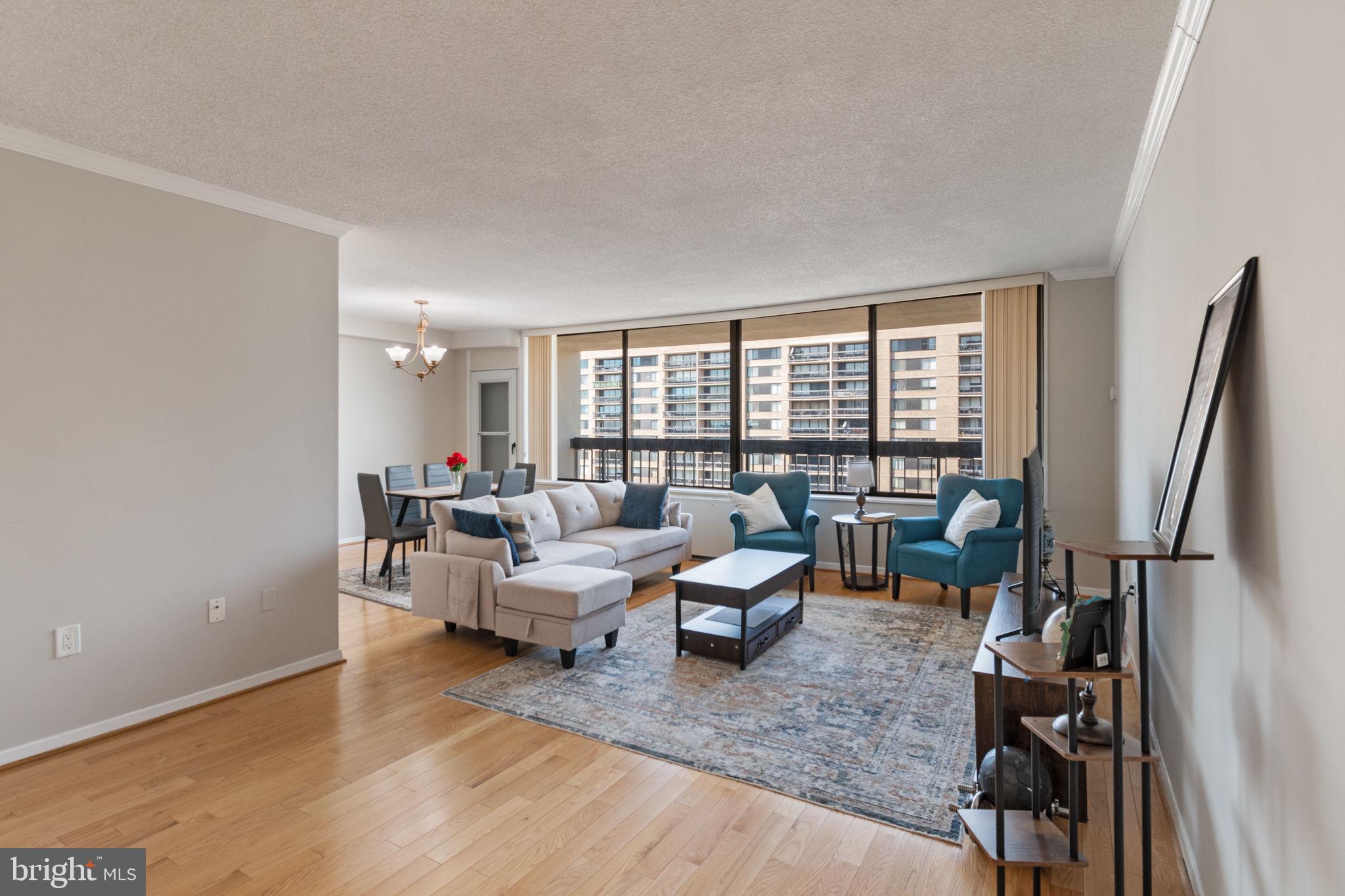 SKYLINE PLAZA - Residential