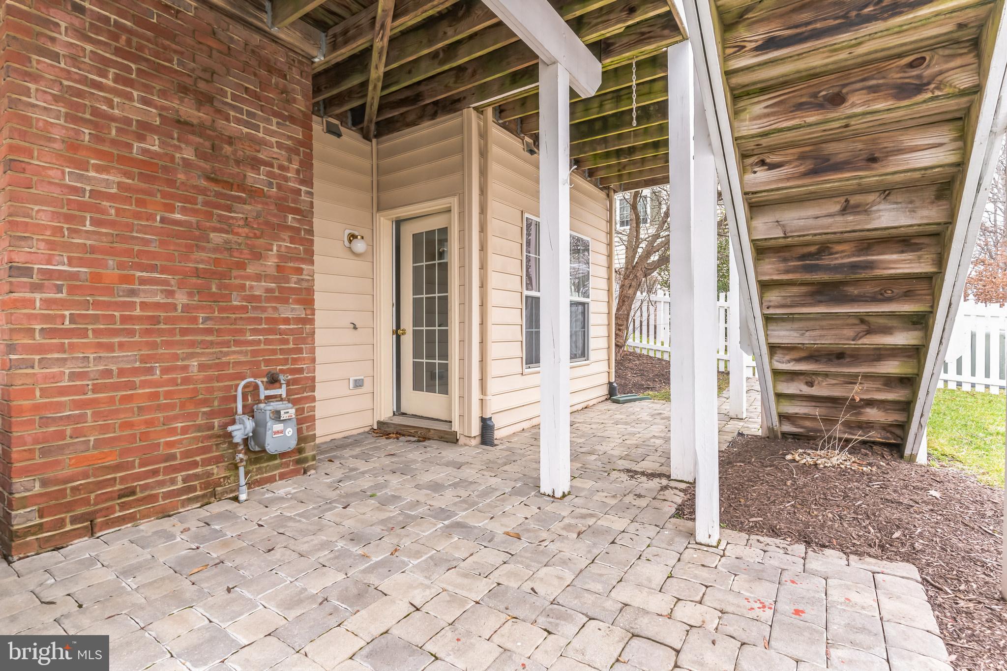 BELMONT COUNTRY CLUB - Residential Lease