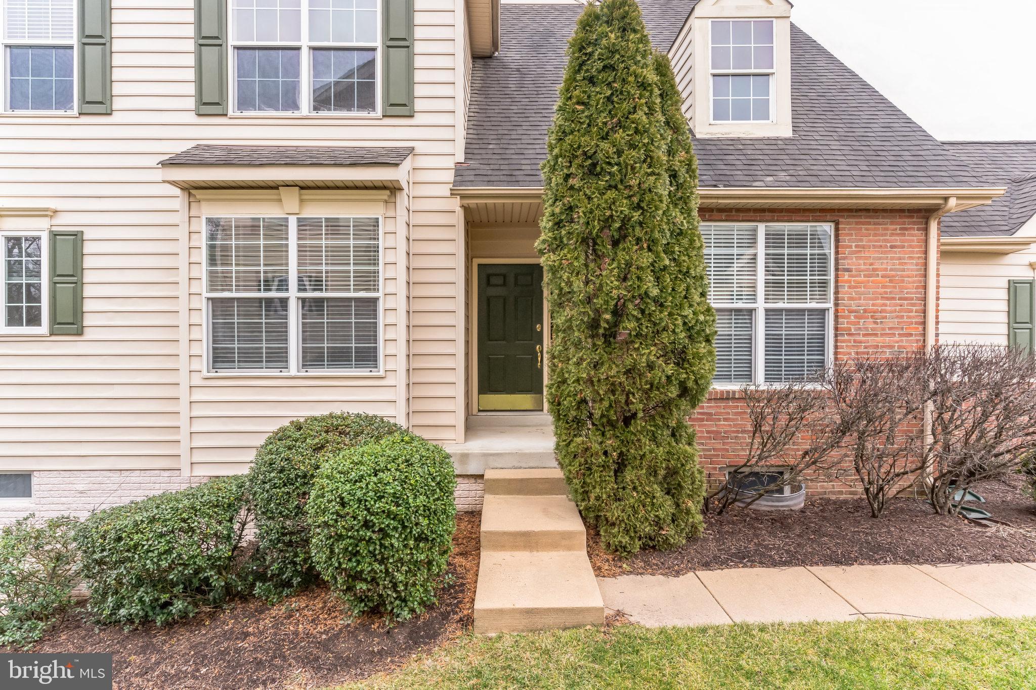 BELMONT COUNTRY CLUB - Residential Lease