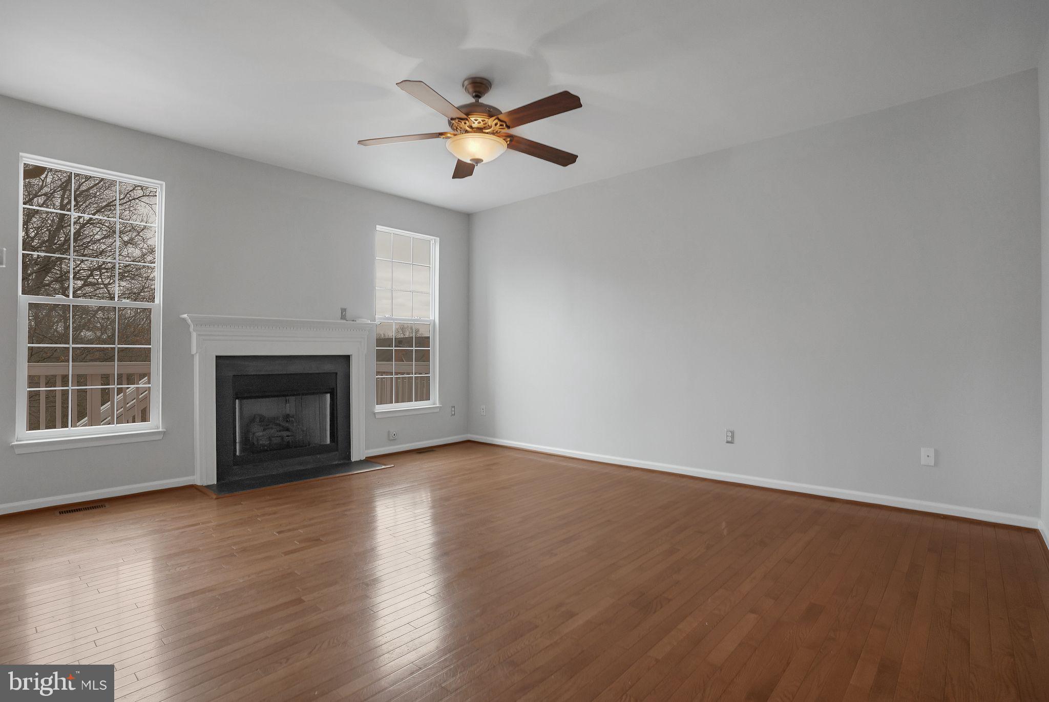 BELMONT COUNTRY CLUB - Residential Lease