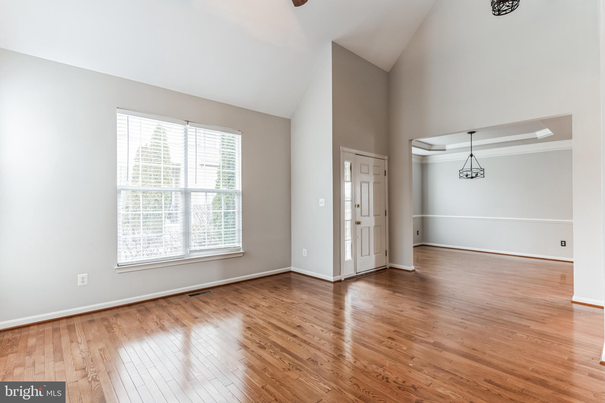 BELMONT COUNTRY CLUB - Residential Lease